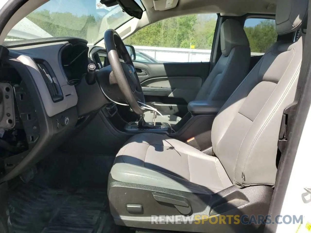 7 Photograph of a damaged car 1GCHSBEA9K1151989 CHEVROLET COLORADO 2019