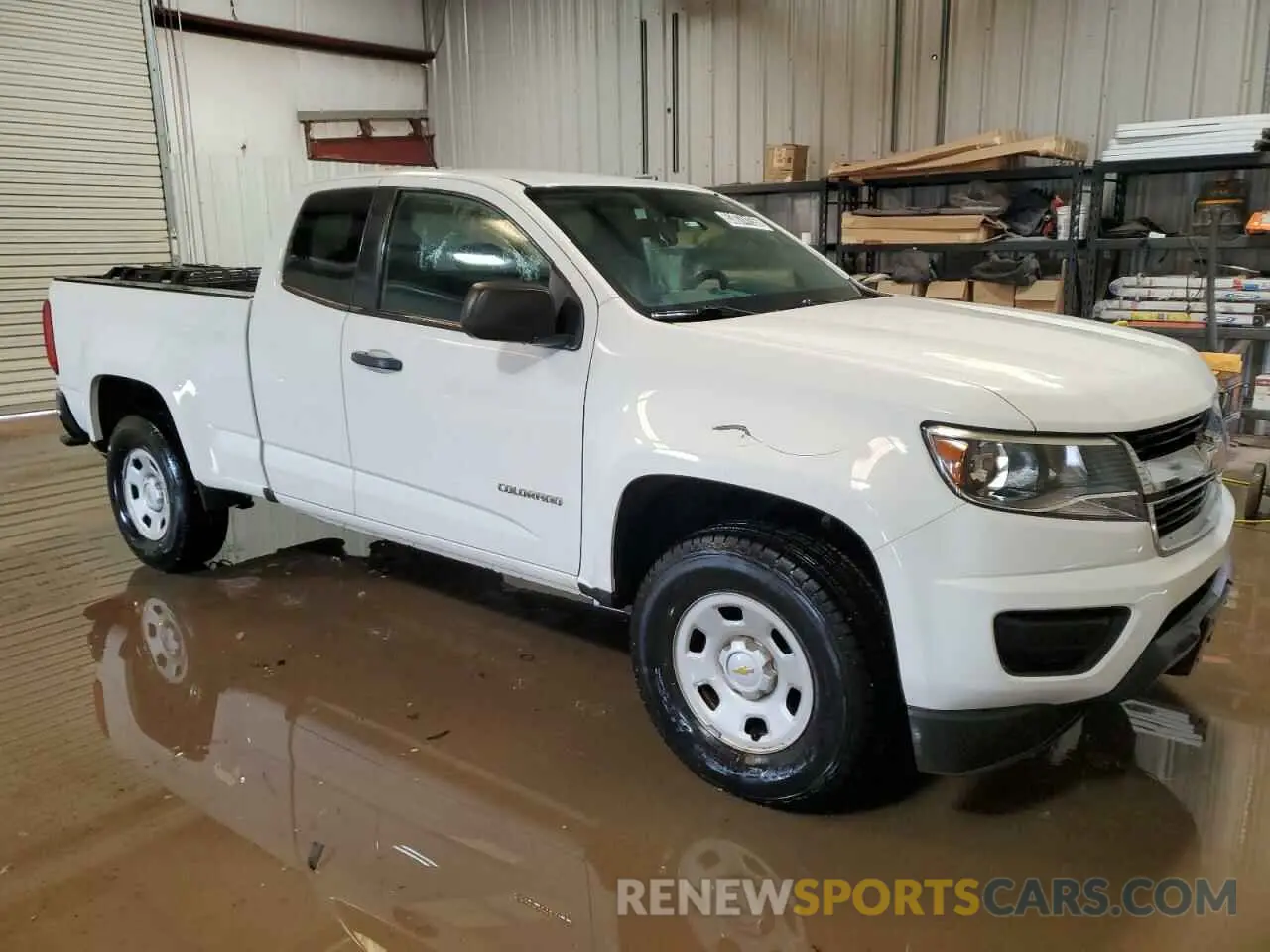 4 Photograph of a damaged car 1GCHSBEA9K1265975 CHEVROLET COLORADO 2019