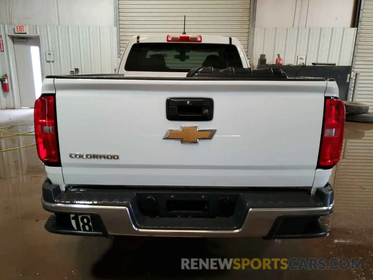 6 Photograph of a damaged car 1GCHSBEA9K1265975 CHEVROLET COLORADO 2019