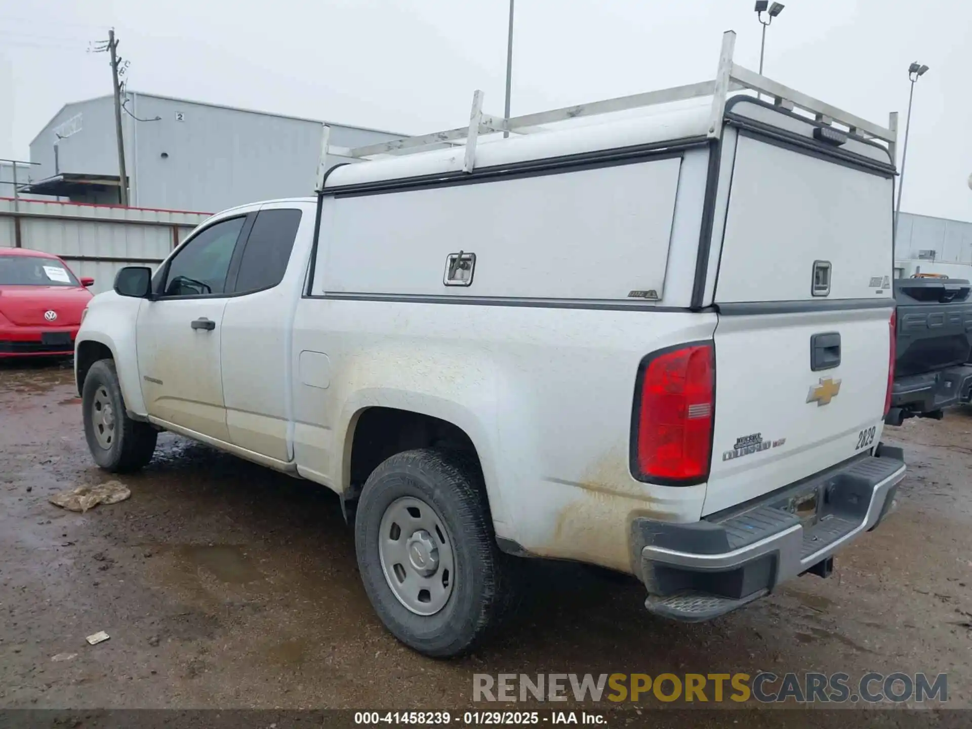 3 Photograph of a damaged car 1GCHSBEN2K1128072 CHEVROLET COLORADO 2019