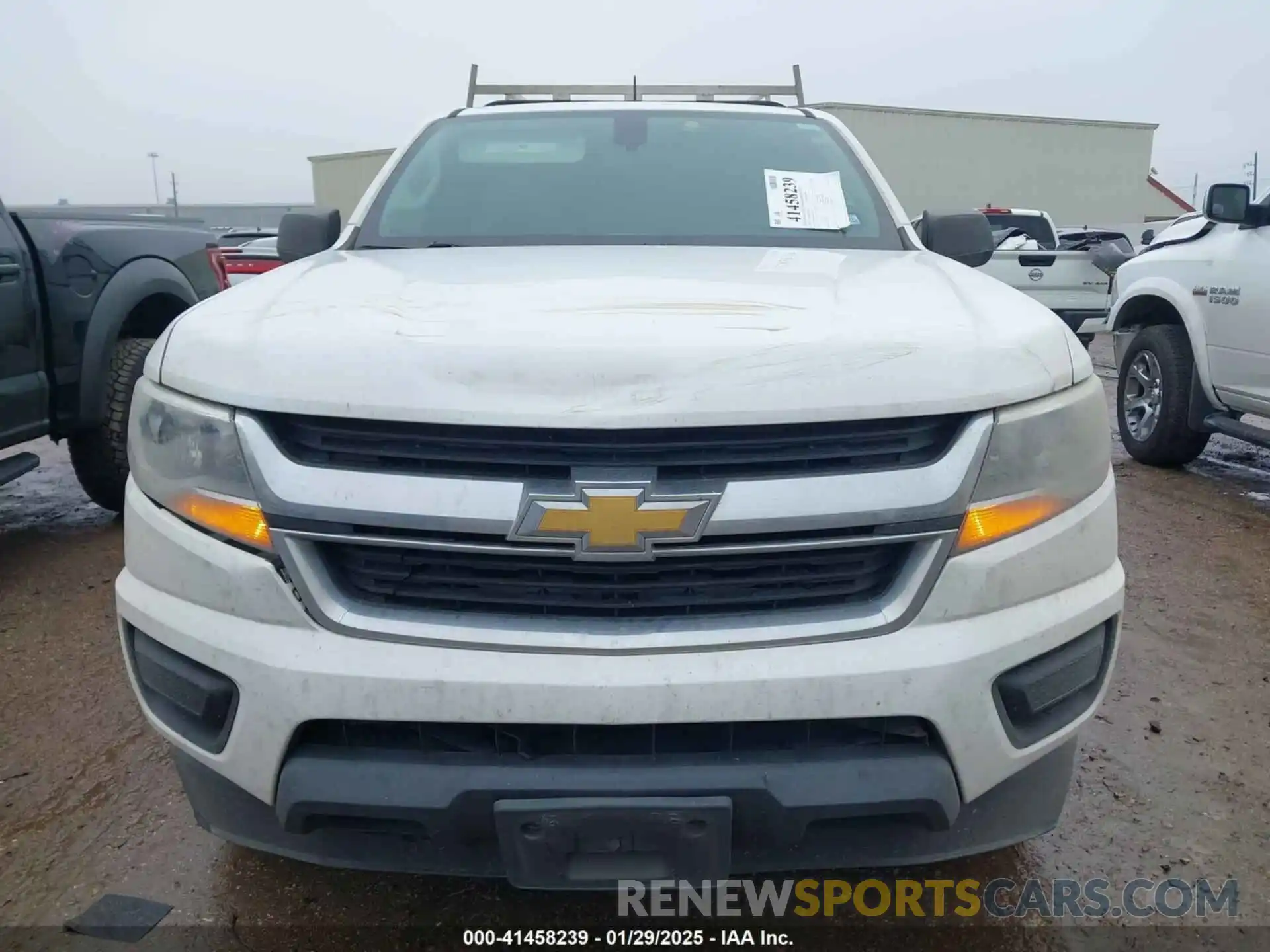 6 Photograph of a damaged car 1GCHSBEN2K1128072 CHEVROLET COLORADO 2019