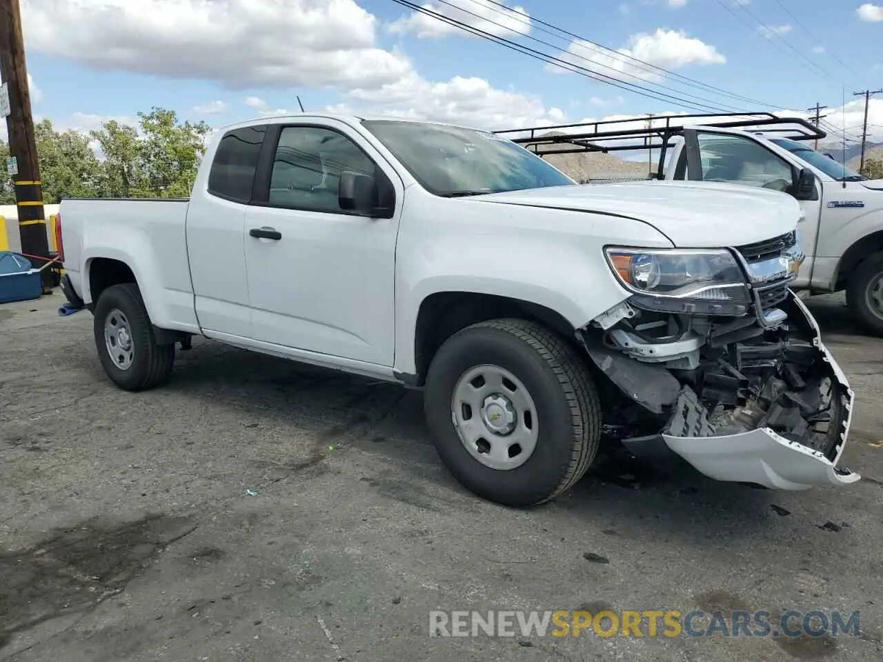 4 Photograph of a damaged car 1GCHSBEN2K1269370 CHEVROLET COLORADO 2019