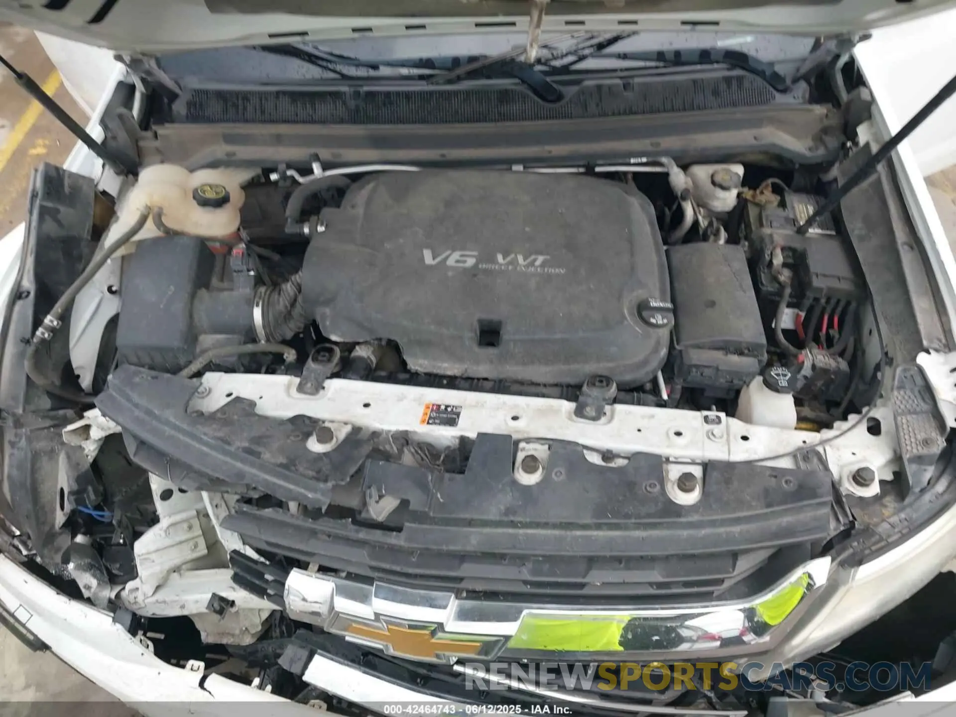 10 Photograph of a damaged car 1GCHSBEN4K1121267 CHEVROLET COLORADO 2019