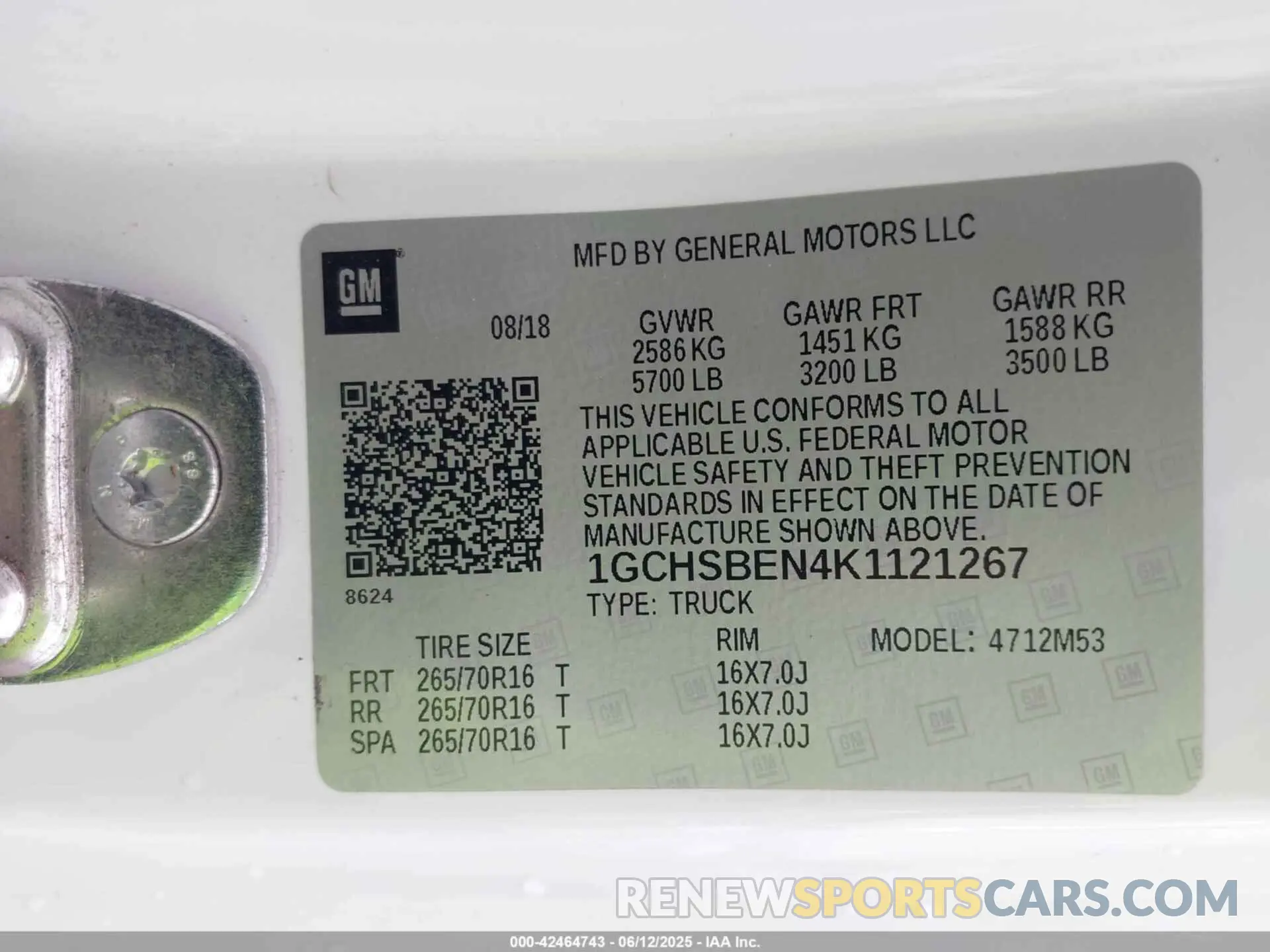 9 Photograph of a damaged car 1GCHSBEN4K1121267 CHEVROLET COLORADO 2019