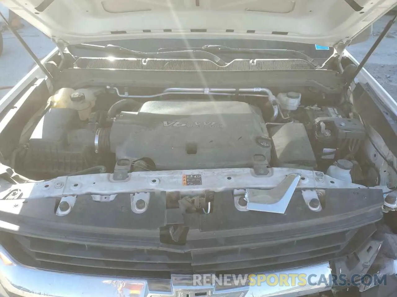11 Photograph of a damaged car 1GCHSBEN4K1212121 CHEVROLET COLORADO 2019