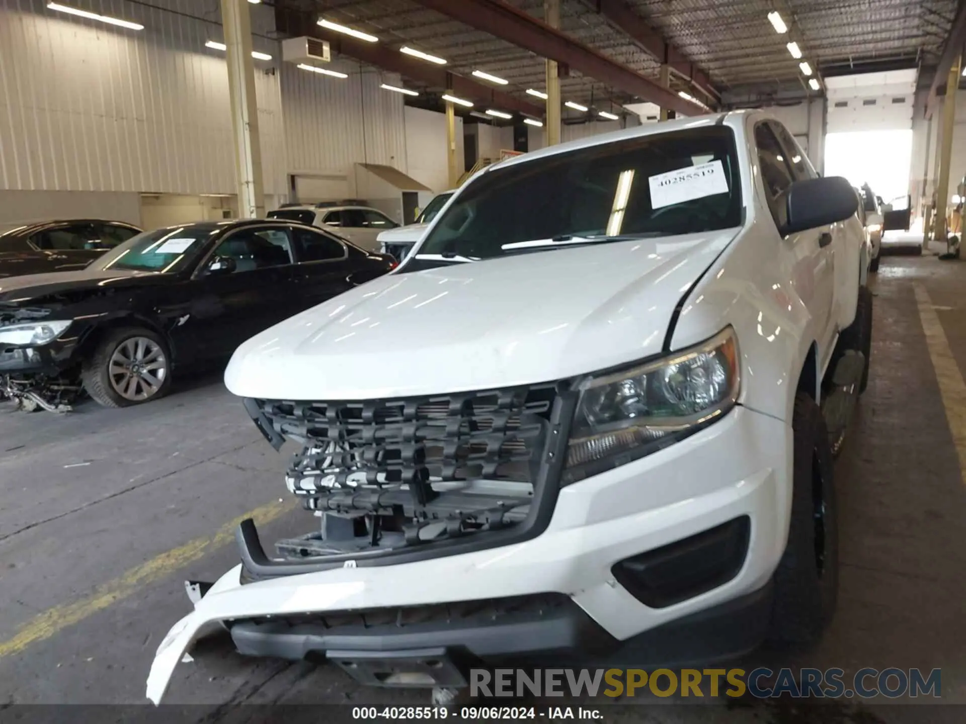 12 Photograph of a damaged car 1GCHSBEN7K1158829 CHEVROLET COLORADO 2019