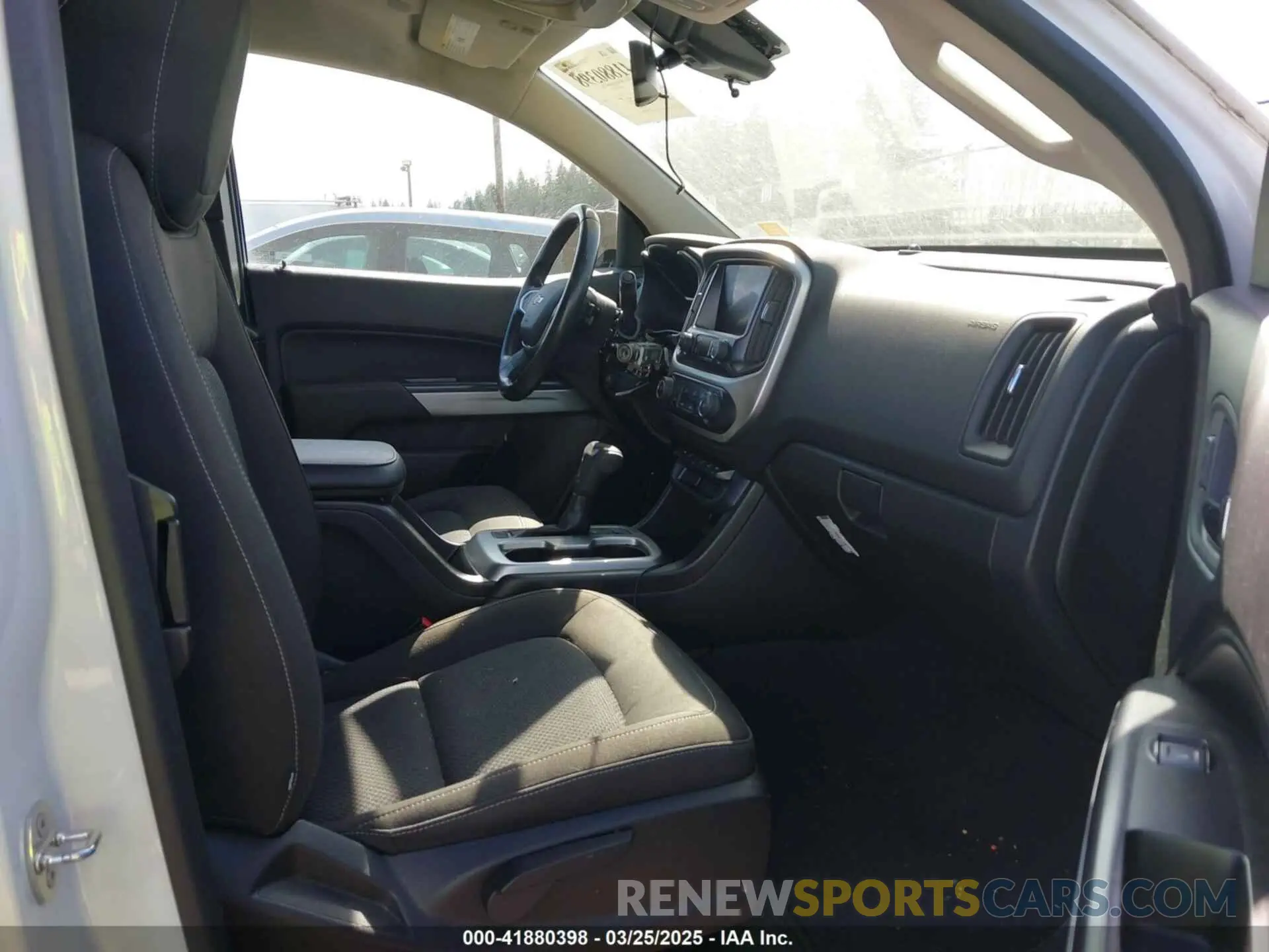 1 Photograph of a damaged car 1GCHSCEN1K1247978 CHEVROLET COLORADO 2019