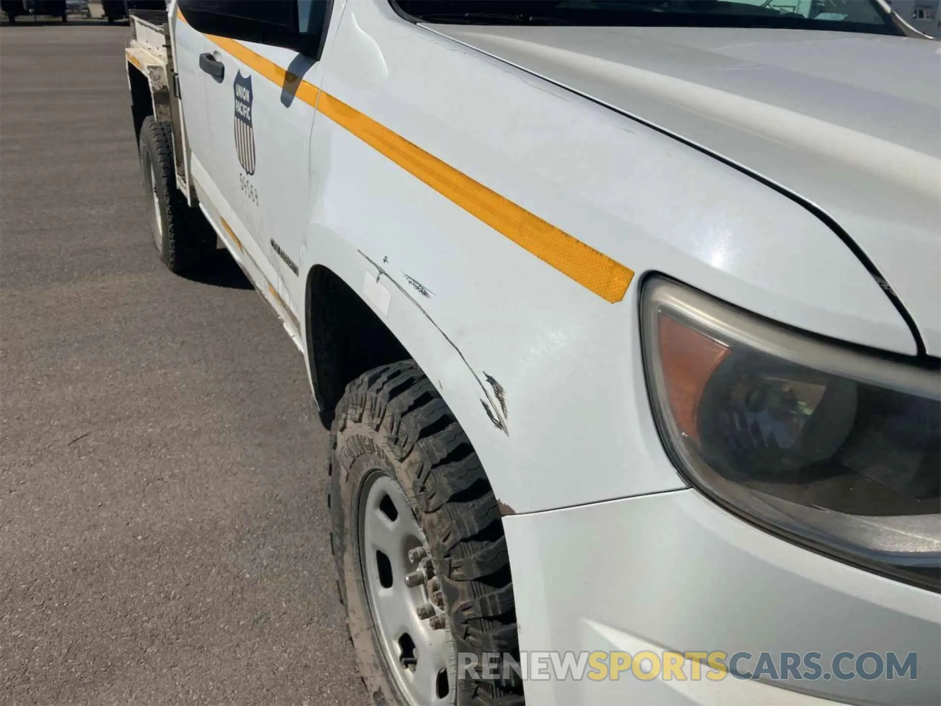 23 Photograph of a damaged car 1GCHTBEA3K1175332 CHEVROLET COLORADO 2019