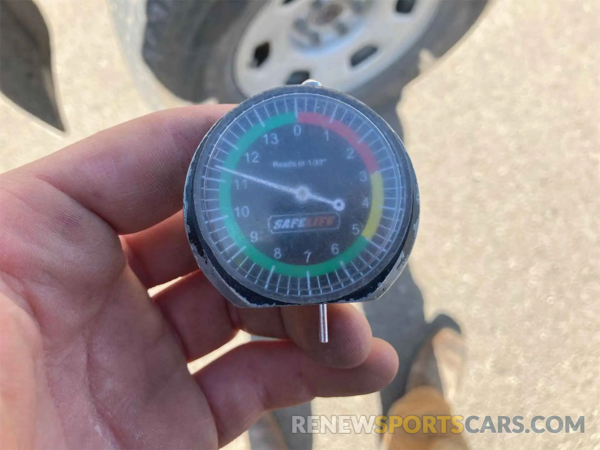 3 Photograph of a damaged car 1GCHTBEA3K1175332 CHEVROLET COLORADO 2019