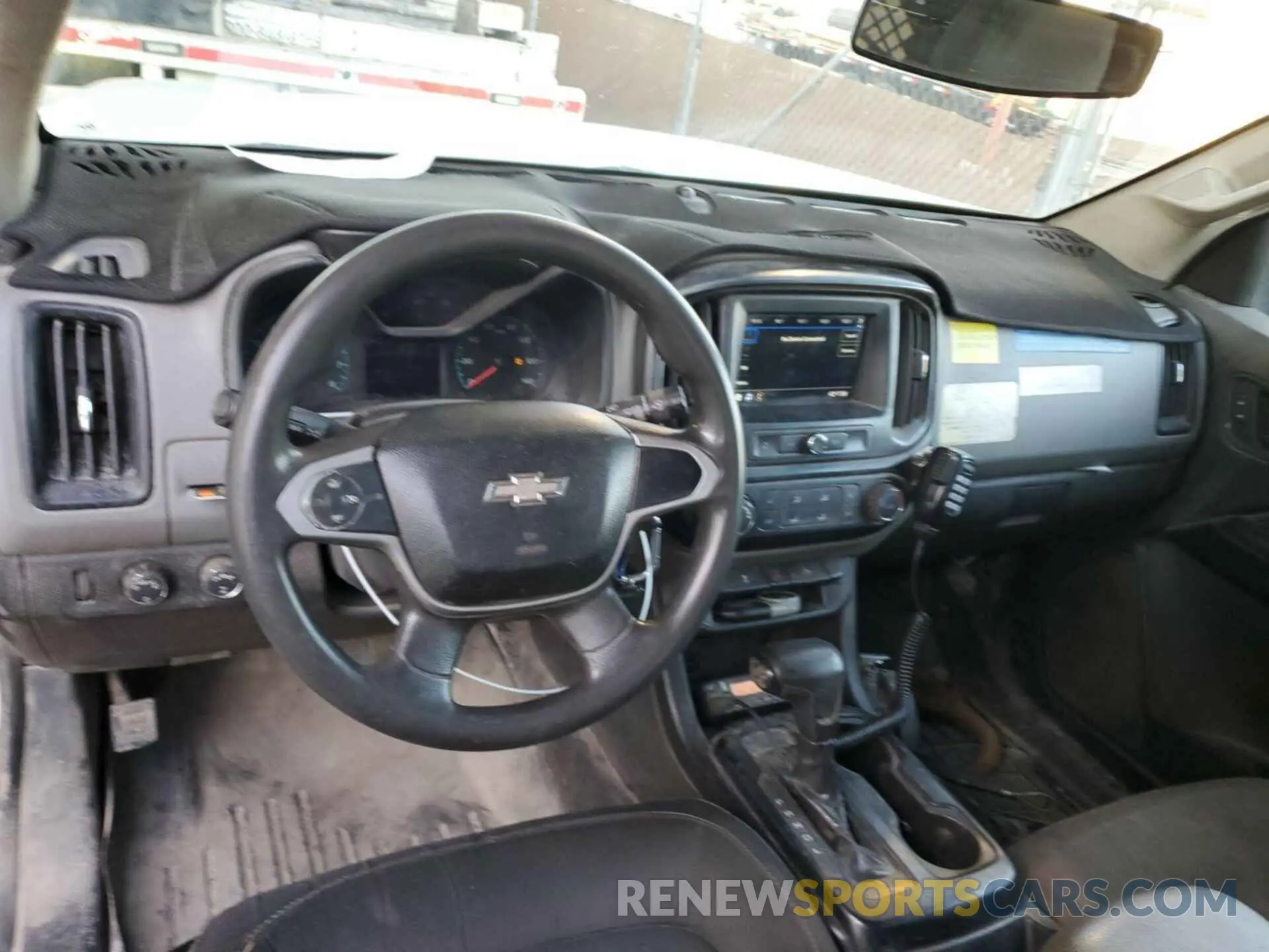 35 Photograph of a damaged car 1GCHTBEA3K1175332 CHEVROLET COLORADO 2019