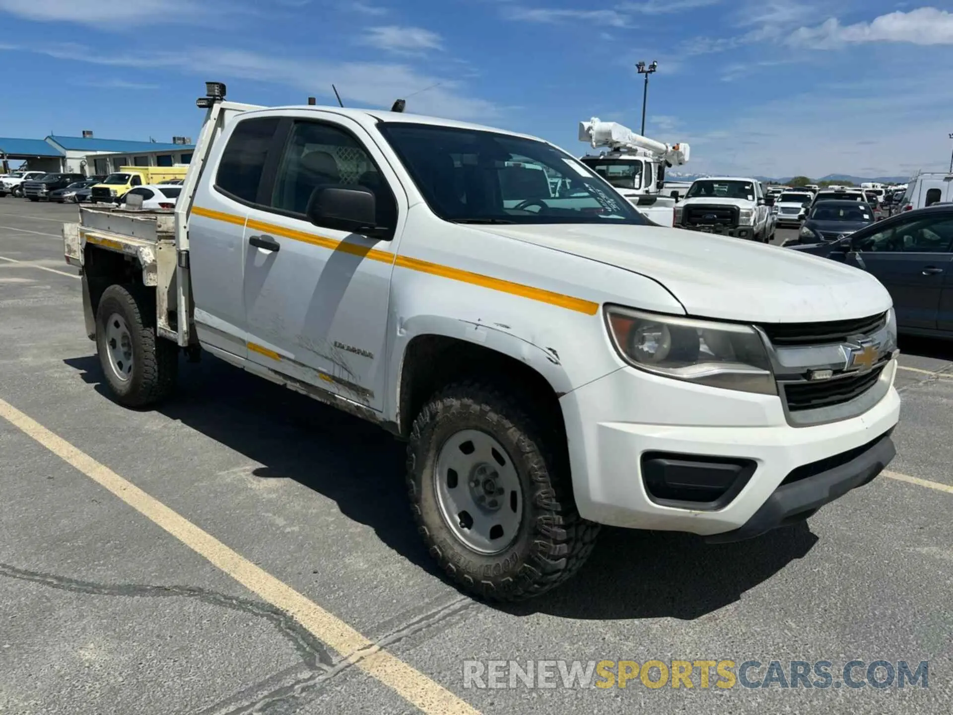 36 Photograph of a damaged car 1GCHTBEA3K1175332 CHEVROLET COLORADO 2019