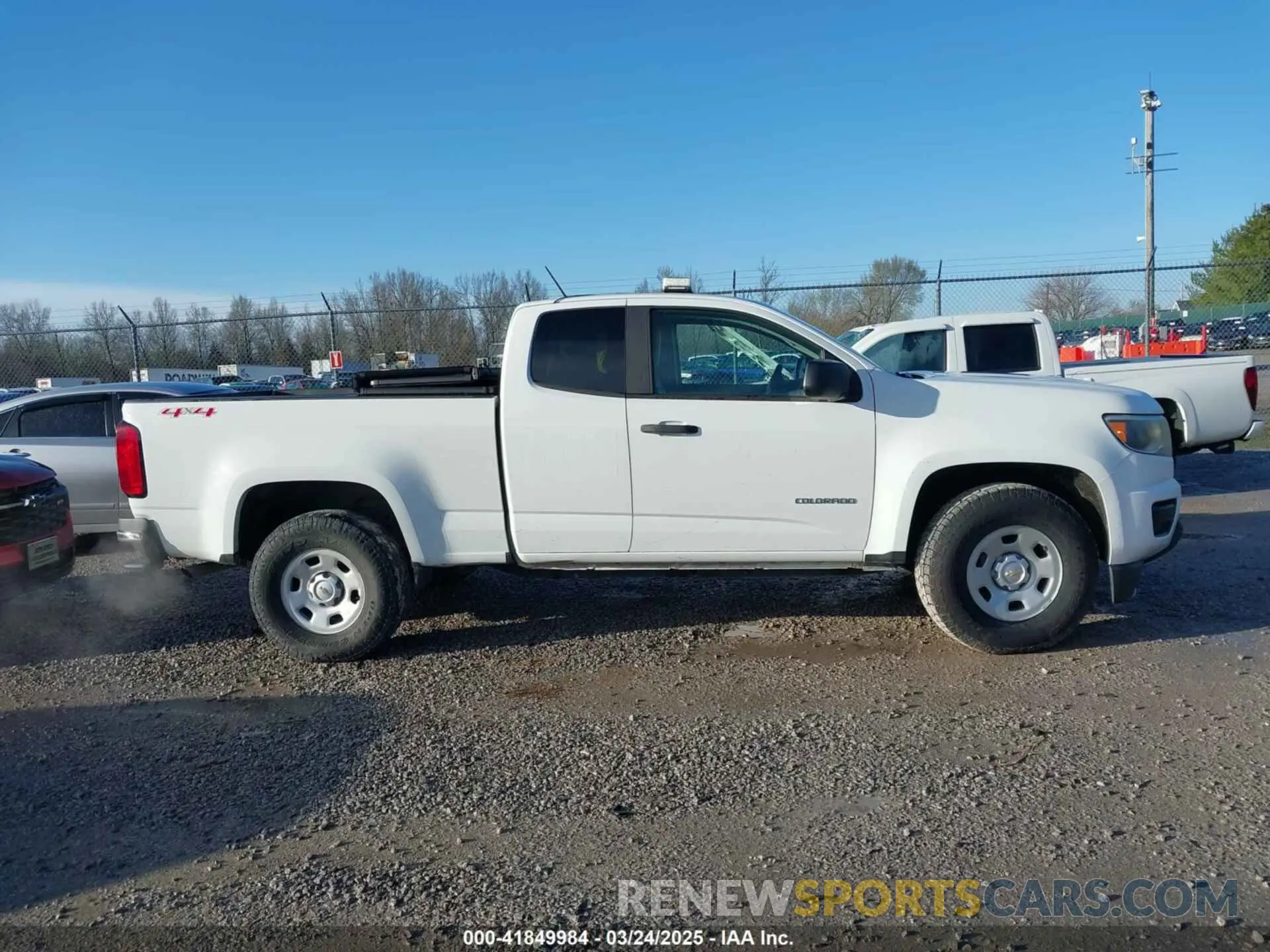 13 Photograph of a damaged car 1GCHTBEA4K1219239 CHEVROLET COLORADO 2019