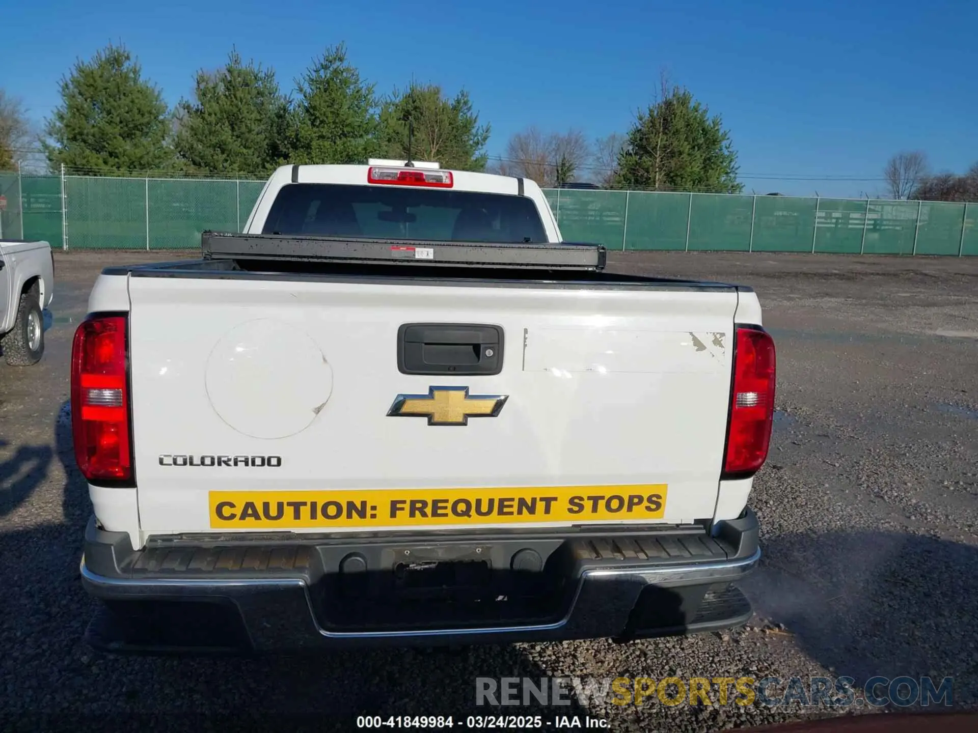 16 Photograph of a damaged car 1GCHTBEA4K1219239 CHEVROLET COLORADO 2019
