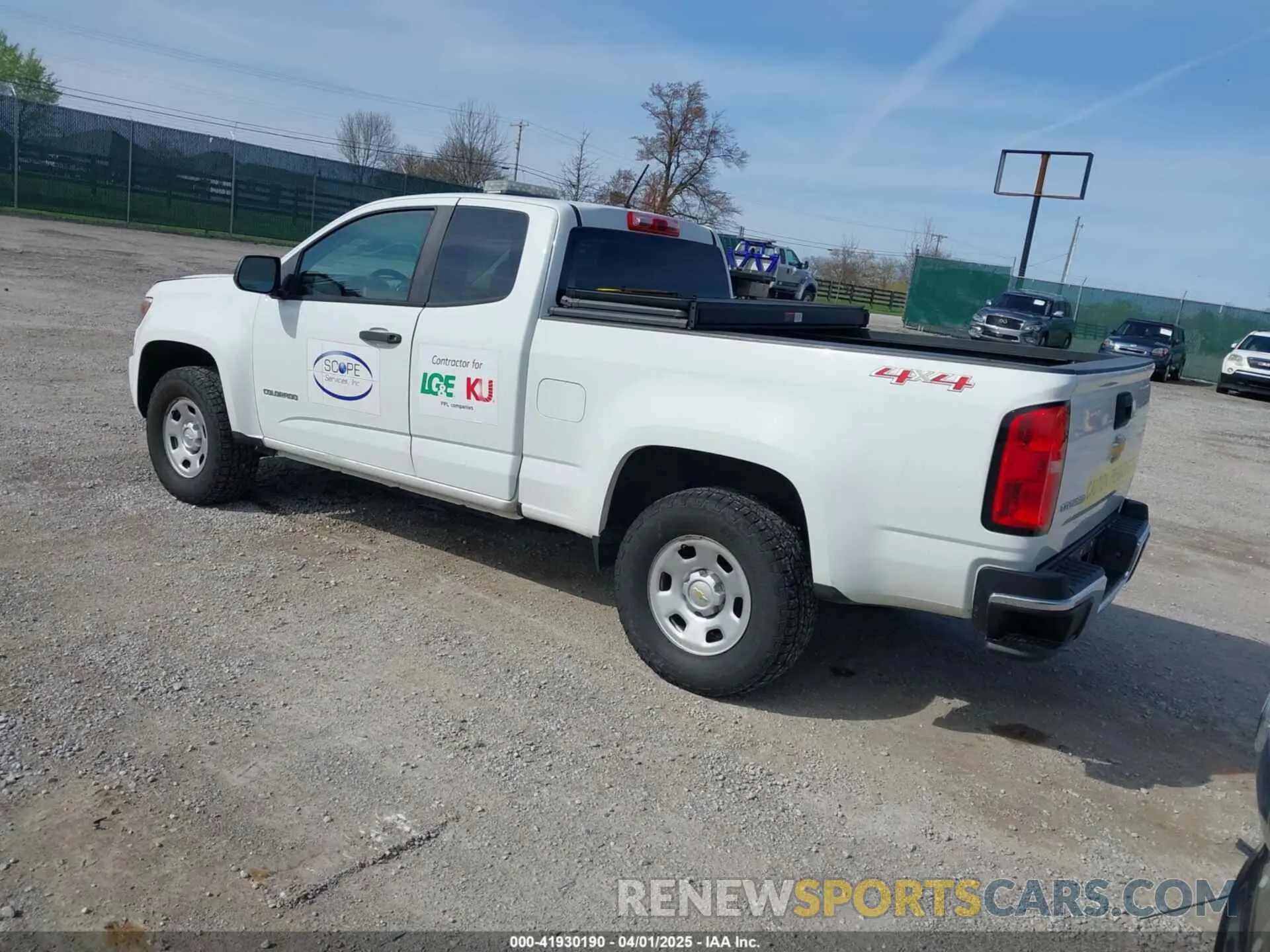 3 Photograph of a damaged car 1GCHTBEA7K1220742 CHEVROLET COLORADO 2019