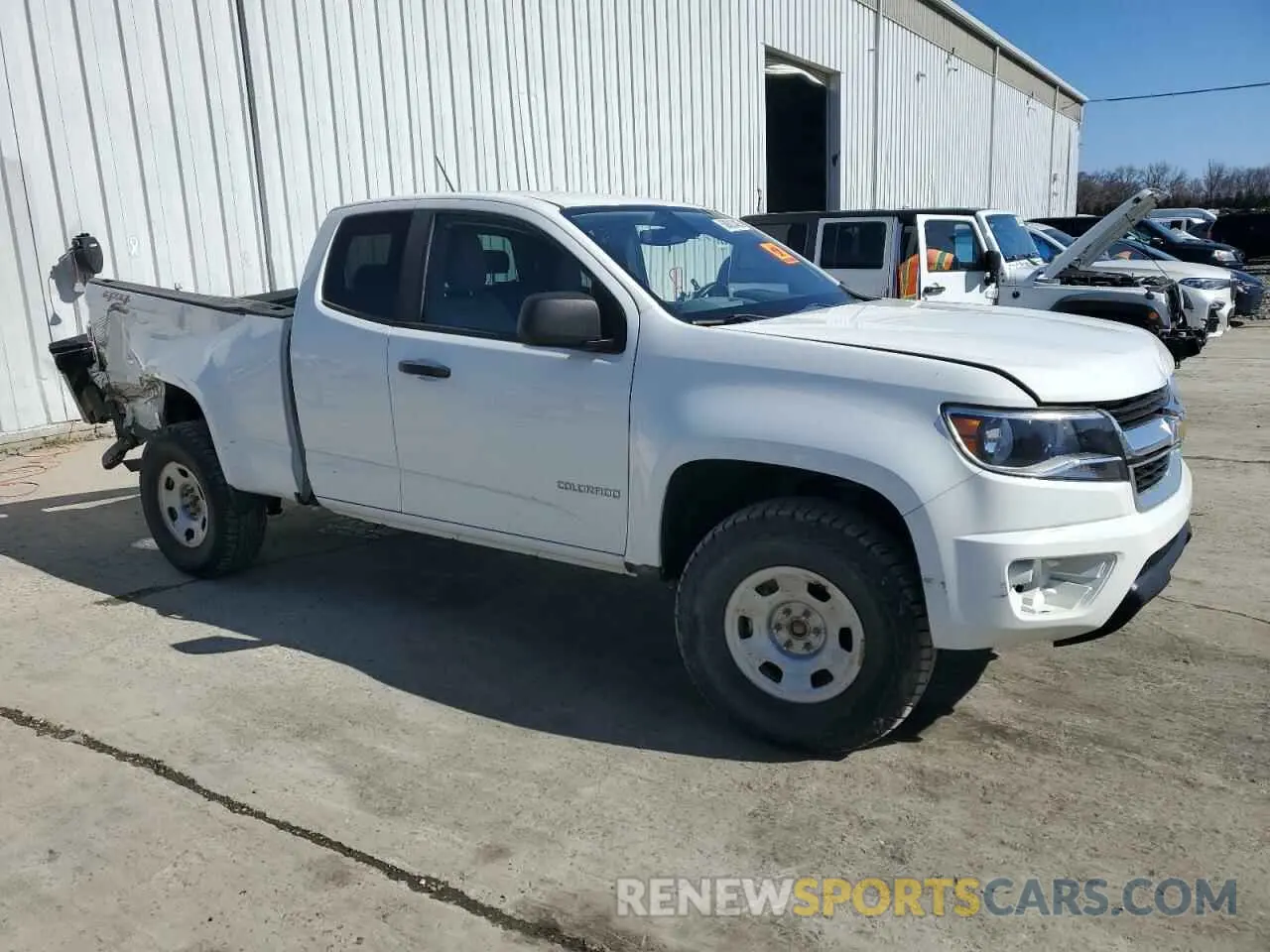 4 Photograph of a damaged car 1GCHTBEN0K1165182 CHEVROLET COLORADO 2019