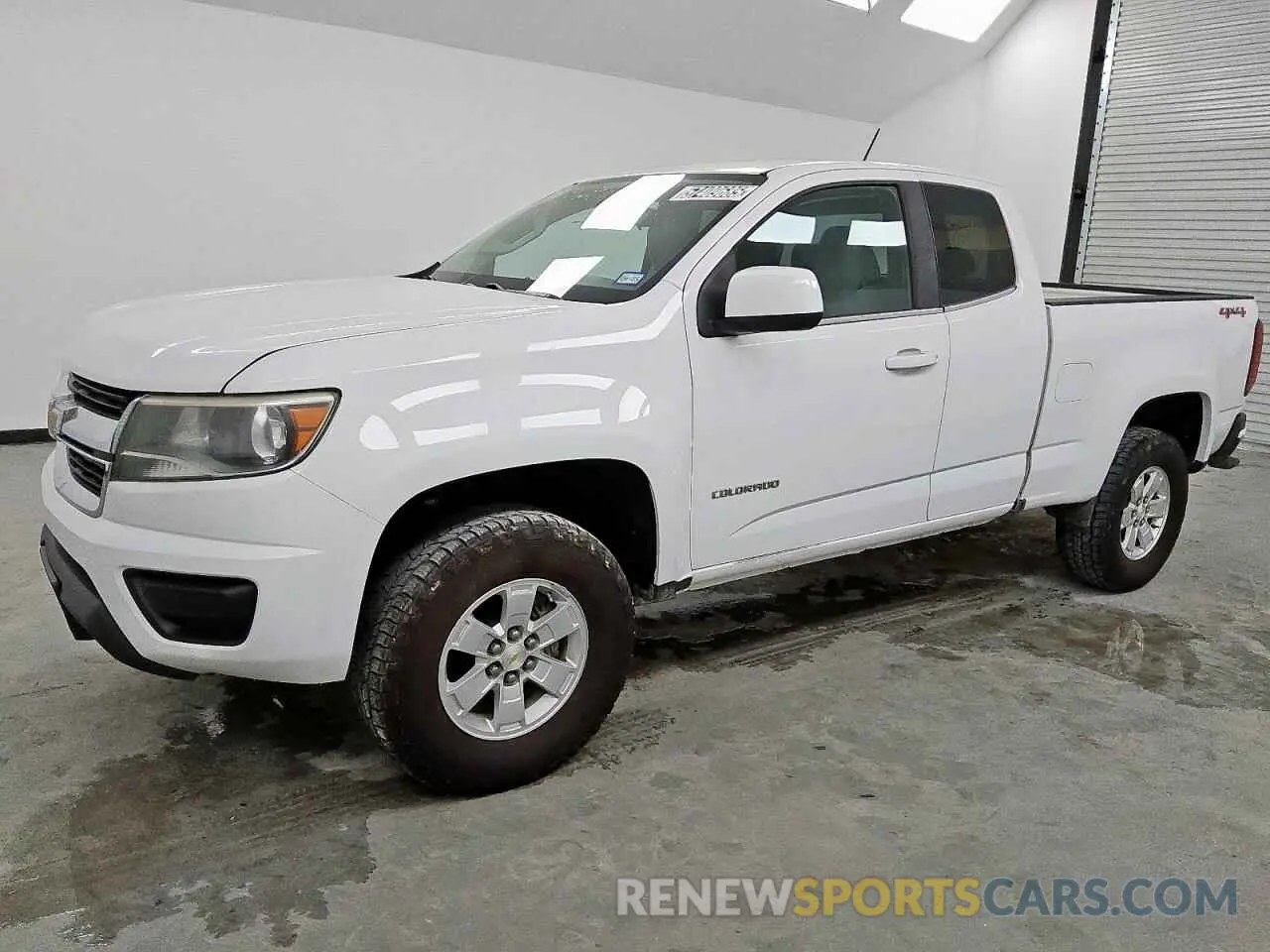 1 Photograph of a damaged car 1GCHTBEN2K1226743 CHEVROLET COLORADO 2019