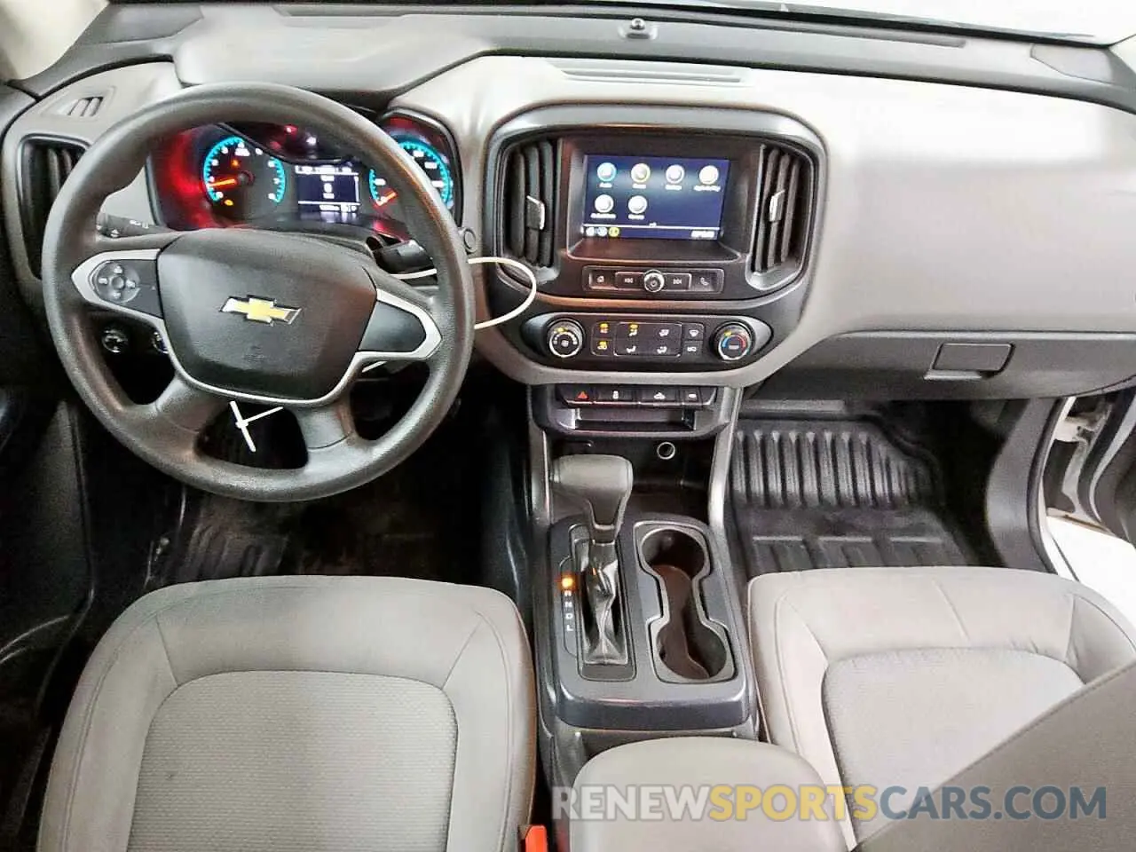 8 Photograph of a damaged car 1GCHTBEN2K1226743 CHEVROLET COLORADO 2019