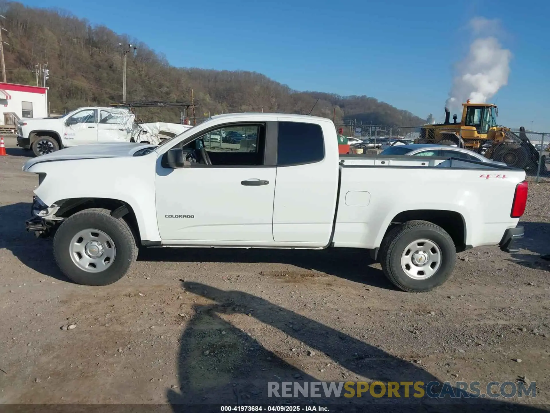 15 Photograph of a damaged car 1GCHTBEN8K1339399 CHEVROLET COLORADO 2019