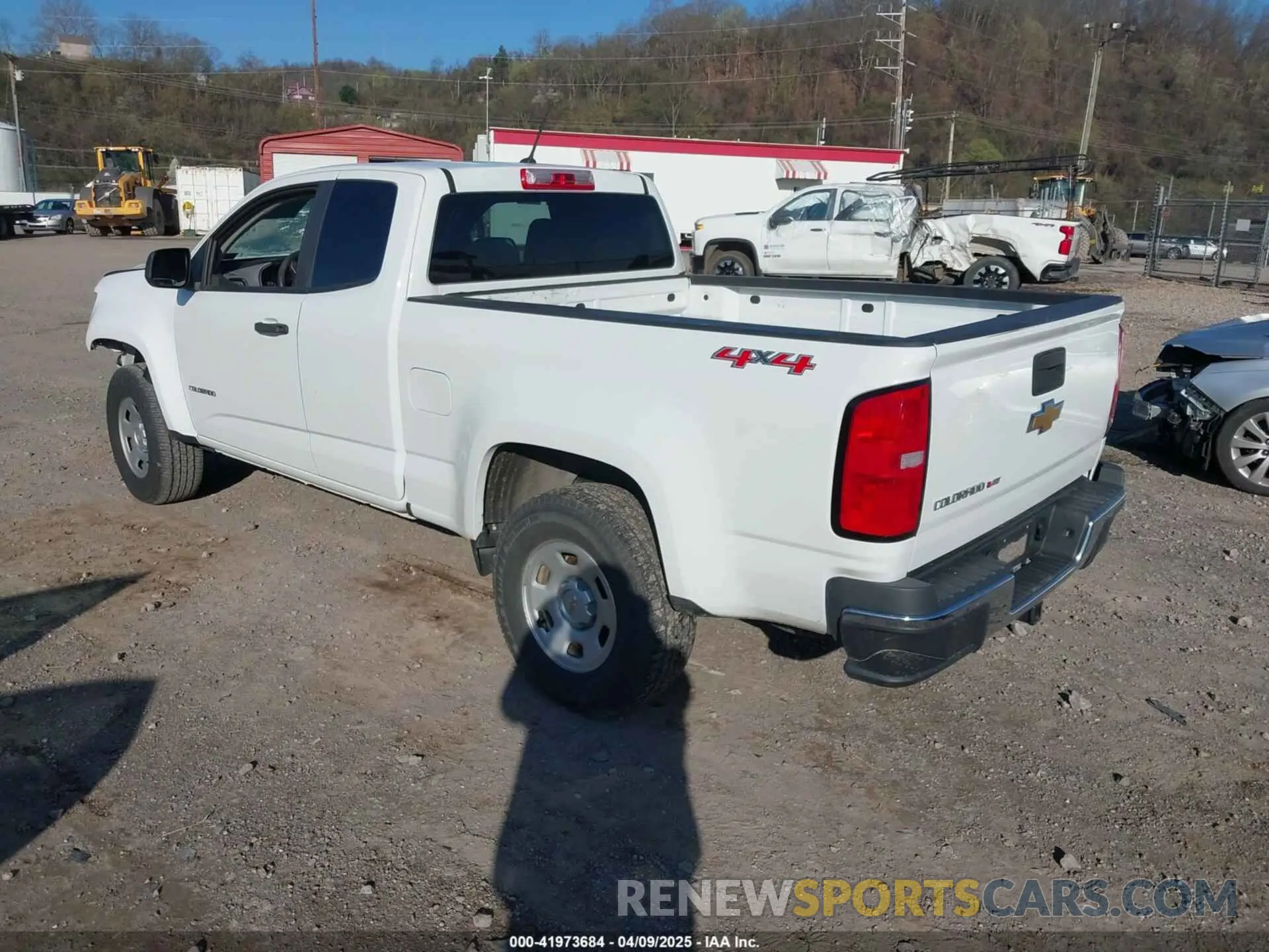 3 Photograph of a damaged car 1GCHTBEN8K1339399 CHEVROLET COLORADO 2019