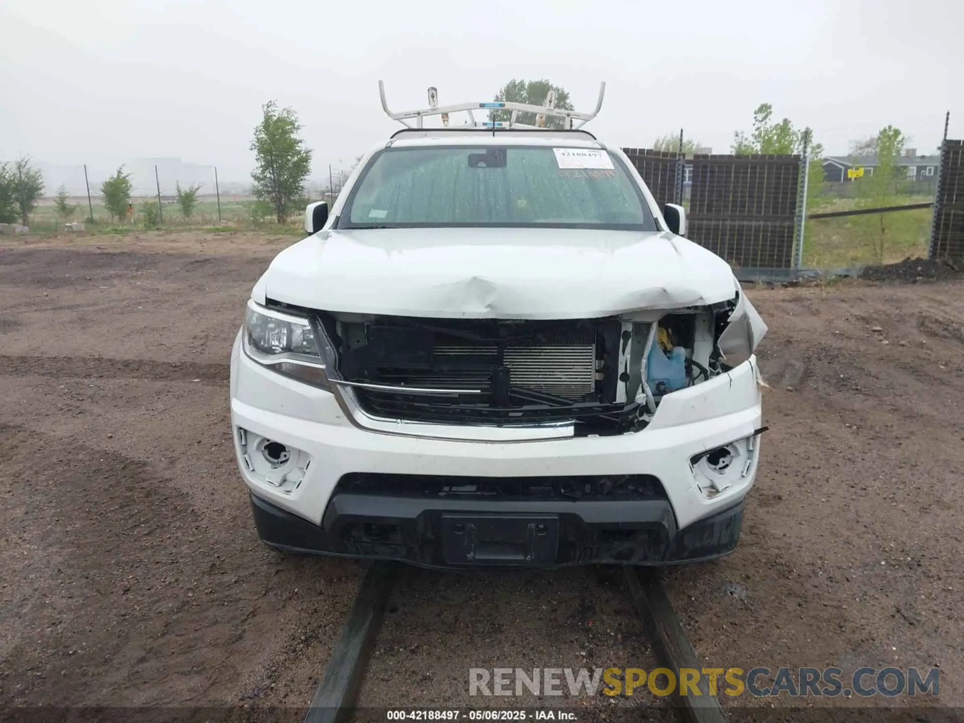 12 Photograph of a damaged car 1GCHTCEA8K1124639 CHEVROLET COLORADO 2019