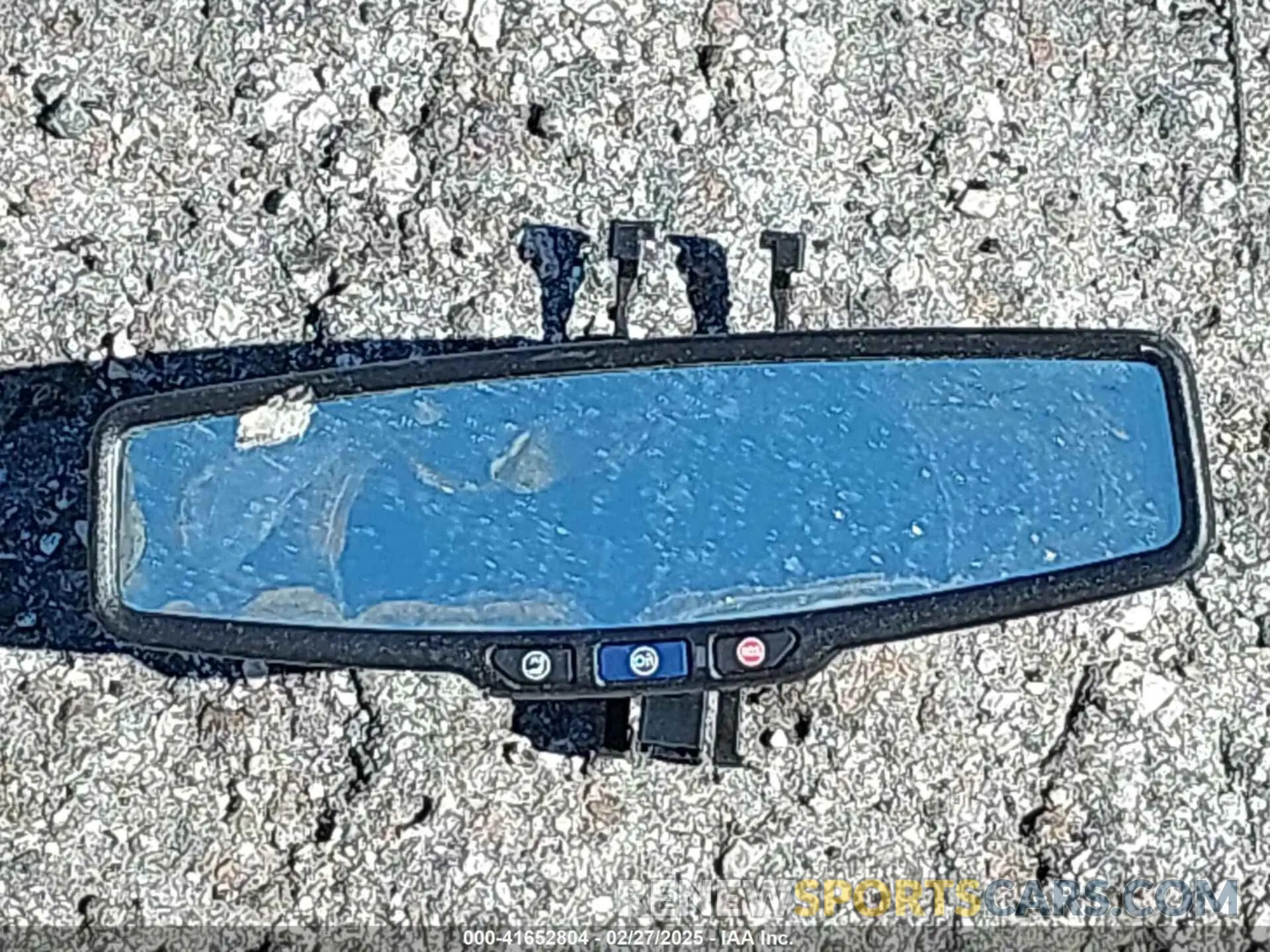 12 Photograph of a damaged car 1GCHTCEN4K1175283 CHEVROLET COLORADO 2019