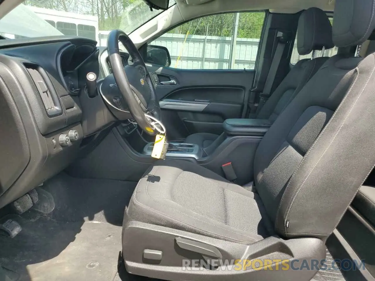 7 Photograph of a damaged car 1GCHTCEN4K1318510 CHEVROLET COLORADO 2019