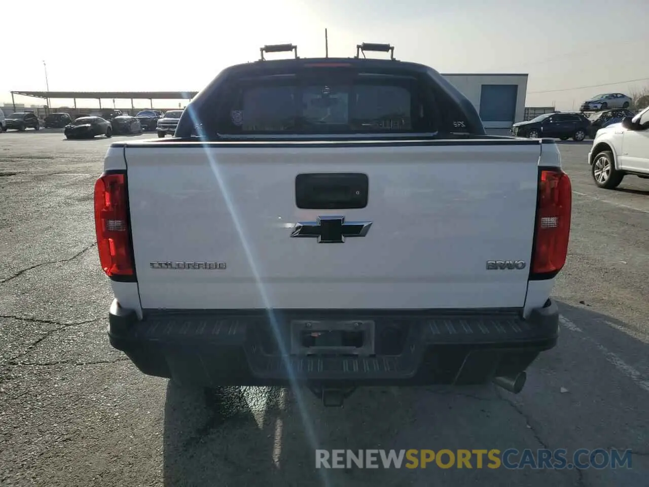 6 Photograph of a damaged car 1GCPTEE13K1129366 CHEVROLET COLORADO 2019