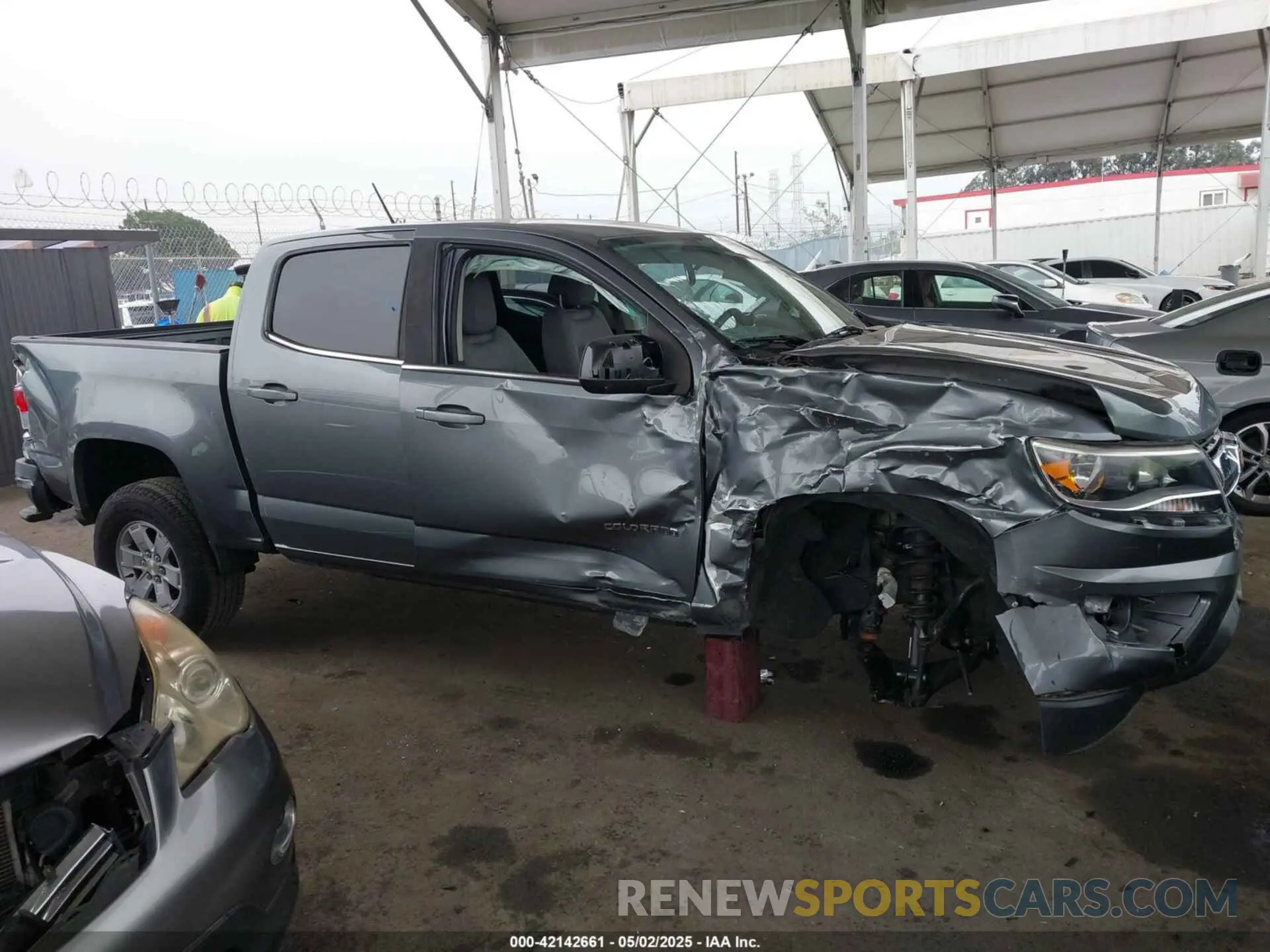 14 Photograph of a damaged car 1GCGSBEA6L1148335 CHEVROLET COLORADO 2020