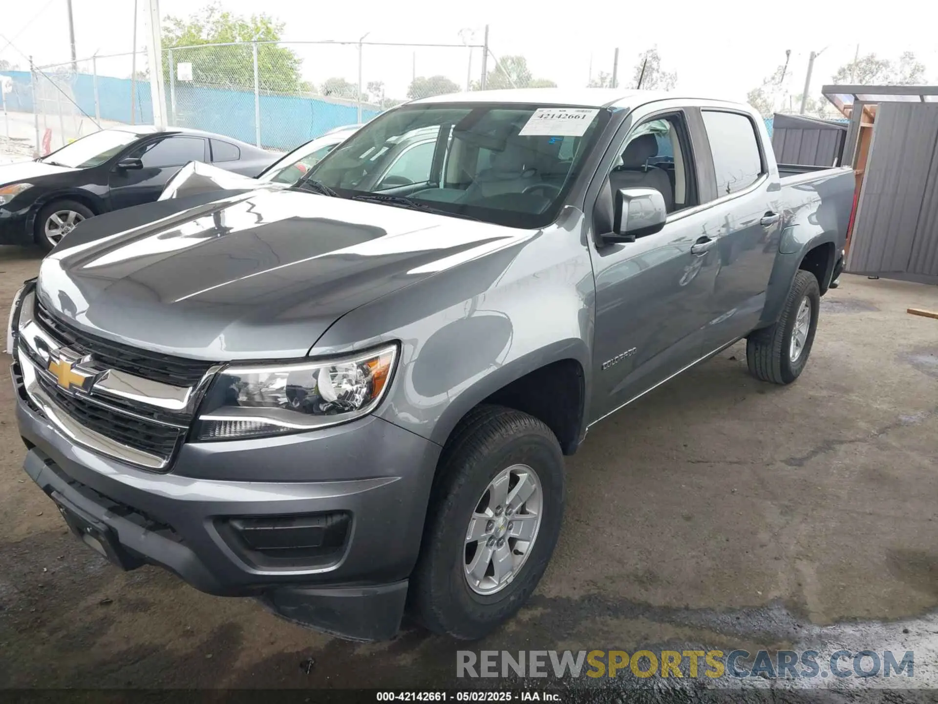 2 Photograph of a damaged car 1GCGSBEA6L1148335 CHEVROLET COLORADO 2020