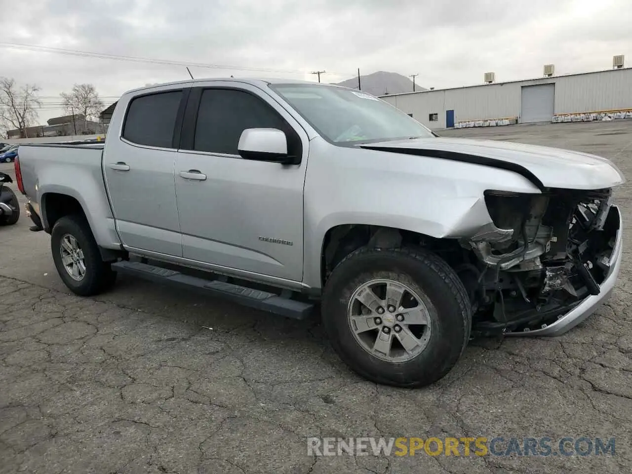 4 Photograph of a damaged car 1GCGSBEA9L1163024 CHEVROLET COLORADO 2020