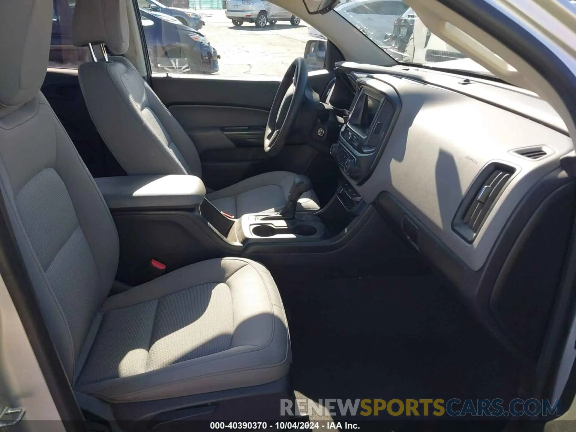 5 Photograph of a damaged car 1GCGSBEN0L1209889 CHEVROLET COLORADO 2020