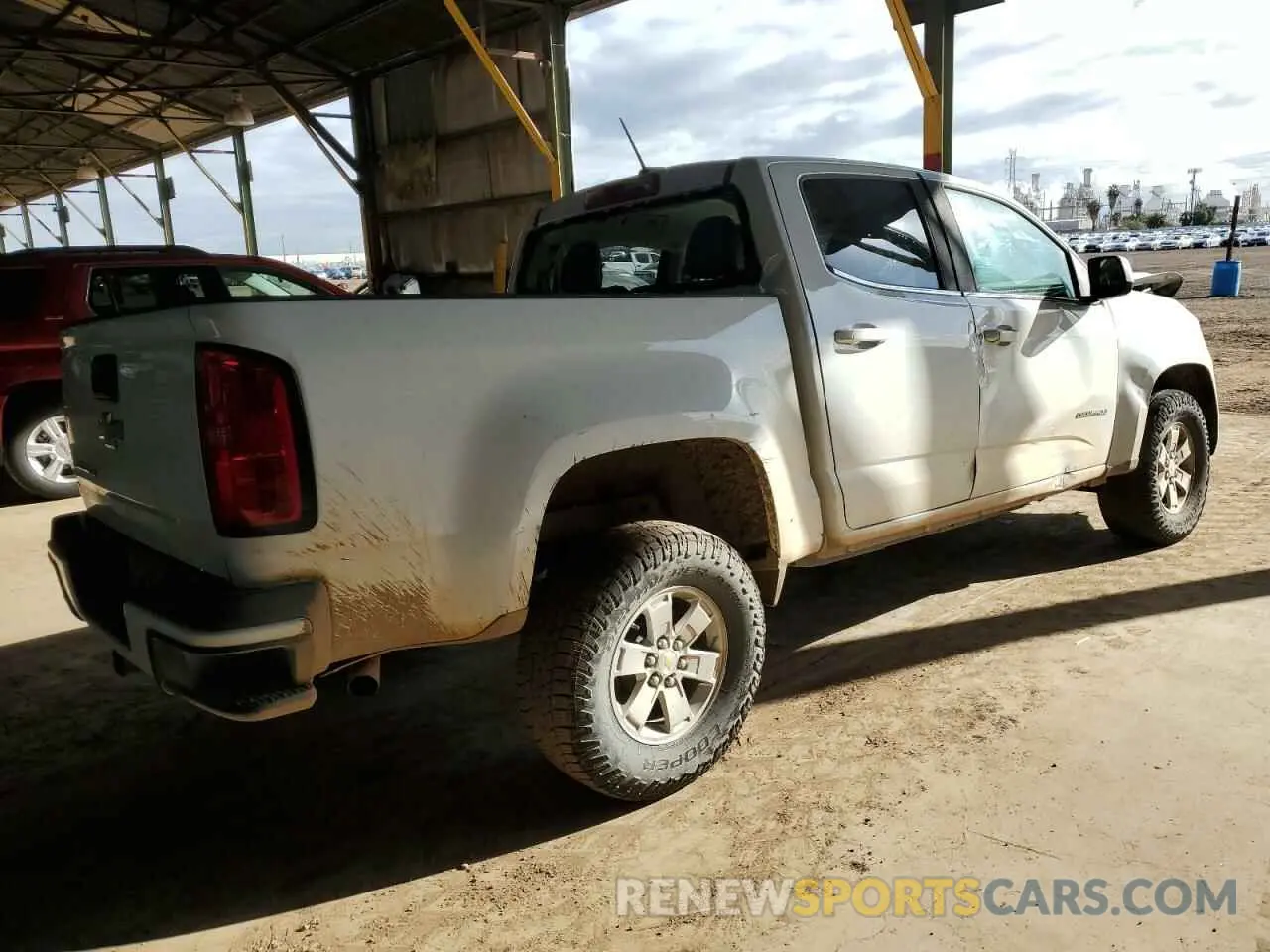 3 Photograph of a damaged car 1GCGSBEN8L1244664 CHEVROLET COLORADO 2020