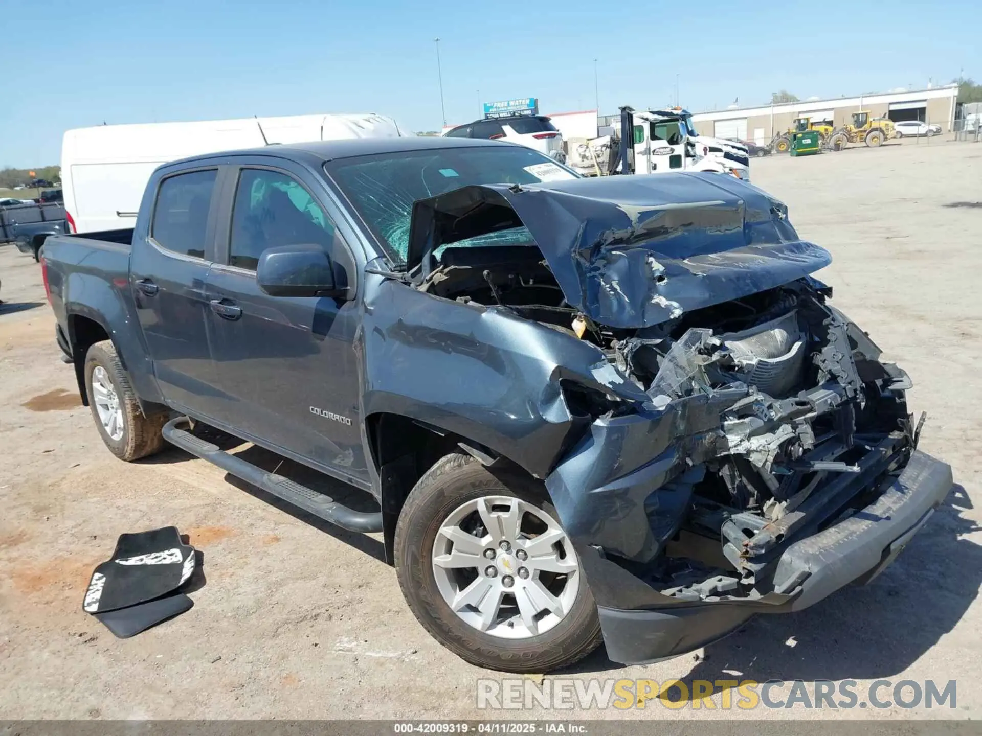 1 Photograph of a damaged car 1GCGSCEA9L1105629 CHEVROLET COLORADO 2020