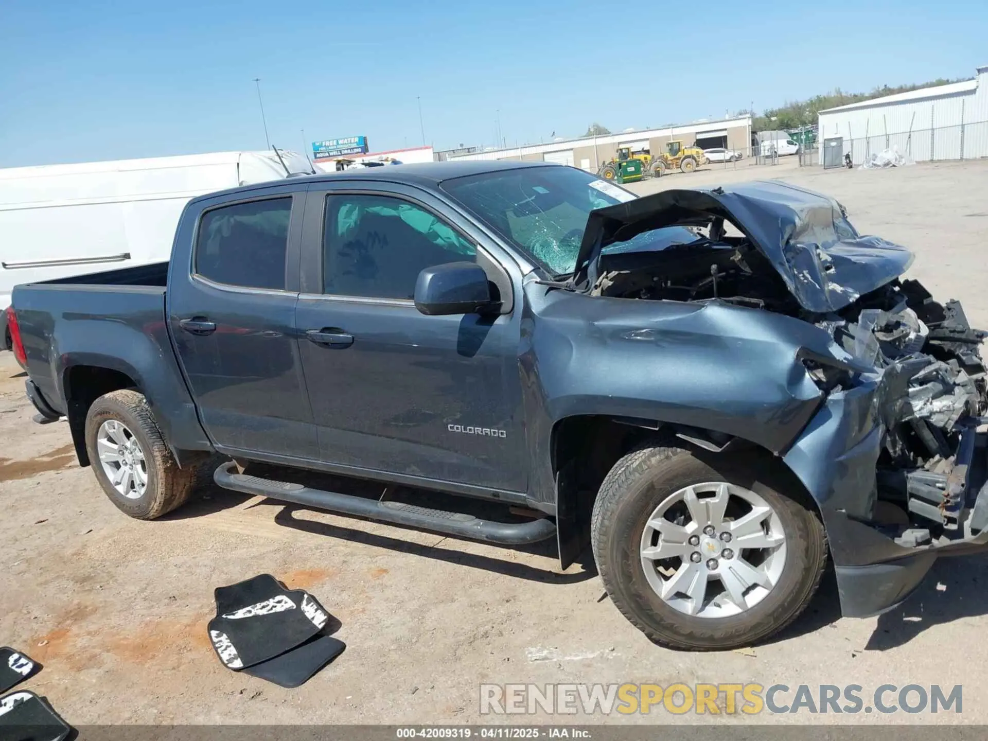 12 Photograph of a damaged car 1GCGSCEA9L1105629 CHEVROLET COLORADO 2020