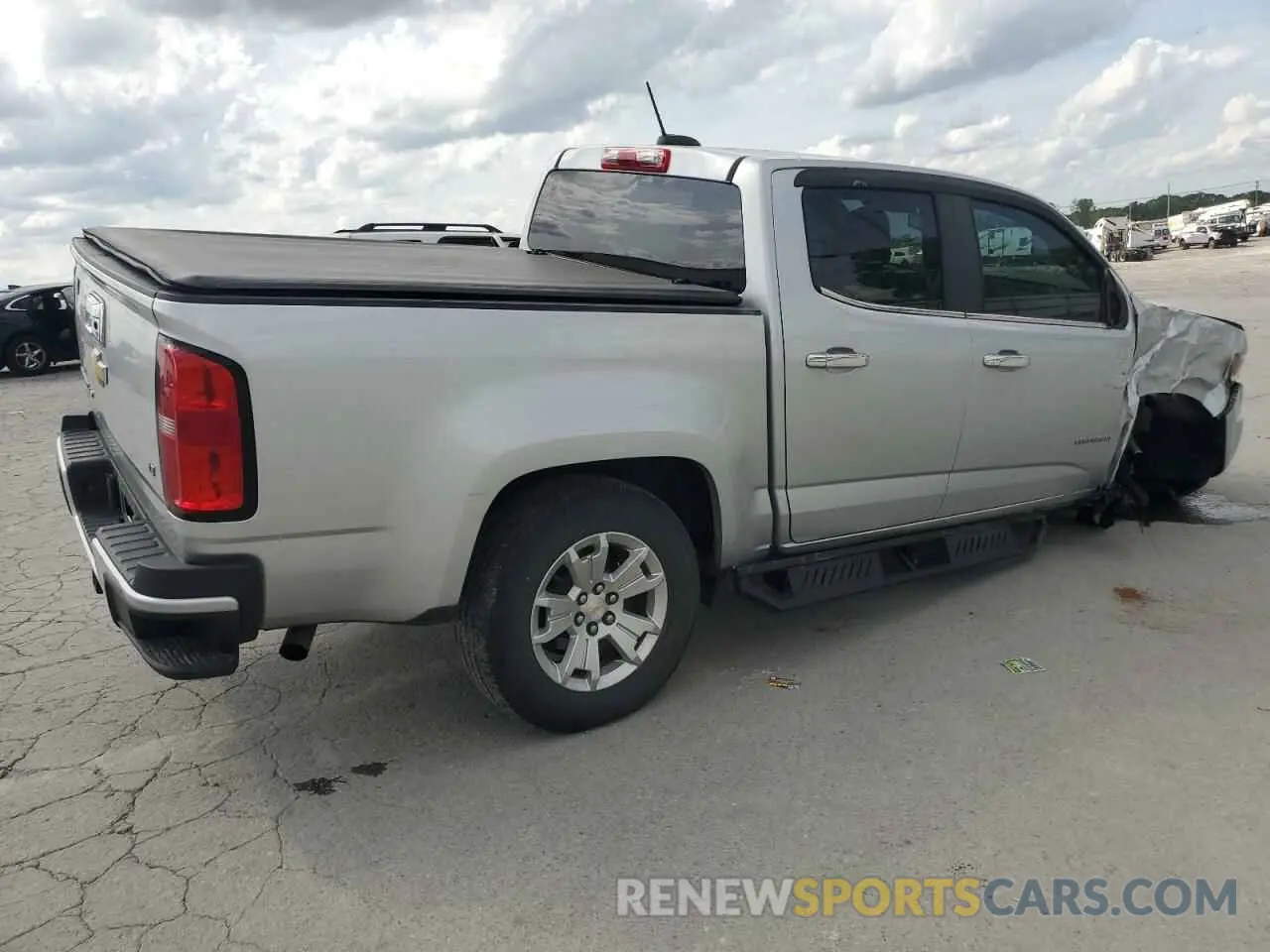 3 Photograph of a damaged car 1GCGSCEN0L1190072 CHEVROLET COLORADO 2020