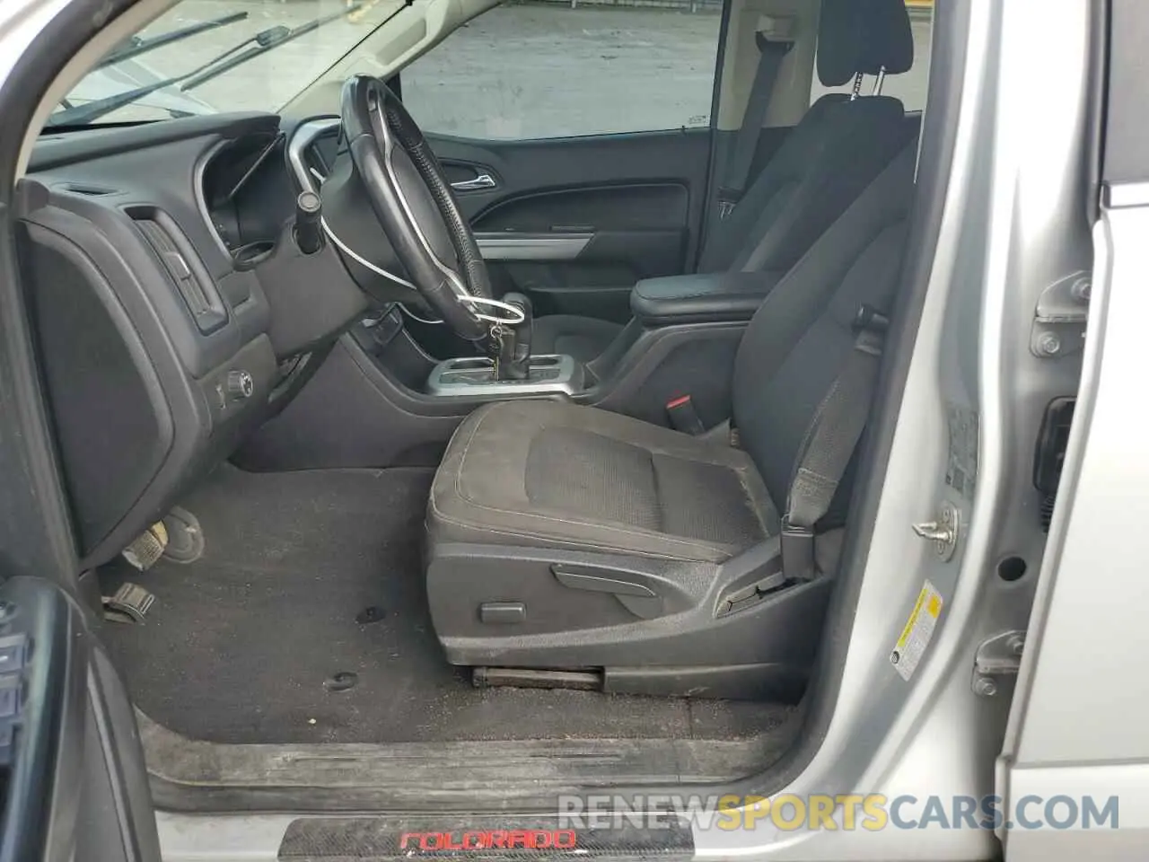 7 Photograph of a damaged car 1GCGSCEN0L1190072 CHEVROLET COLORADO 2020