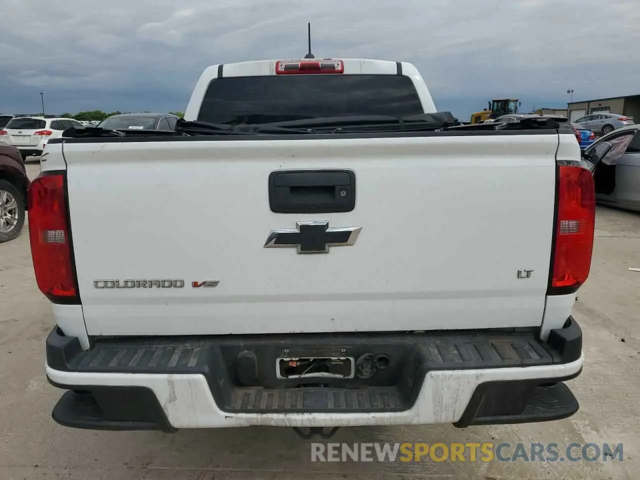 6 Photograph of a damaged car 1GCGSCEN2L1115647 CHEVROLET COLORADO 2020