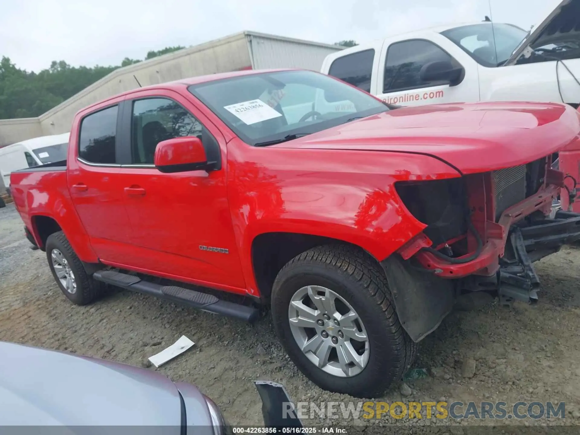 13 Photograph of a damaged car 1GCGSCEN3L1131811 CHEVROLET COLORADO 2020