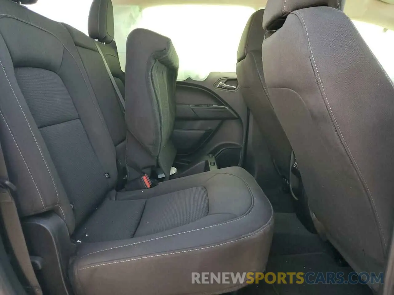 10 Photograph of a damaged car 1GCGSCEN3L1224778 CHEVROLET COLORADO 2020