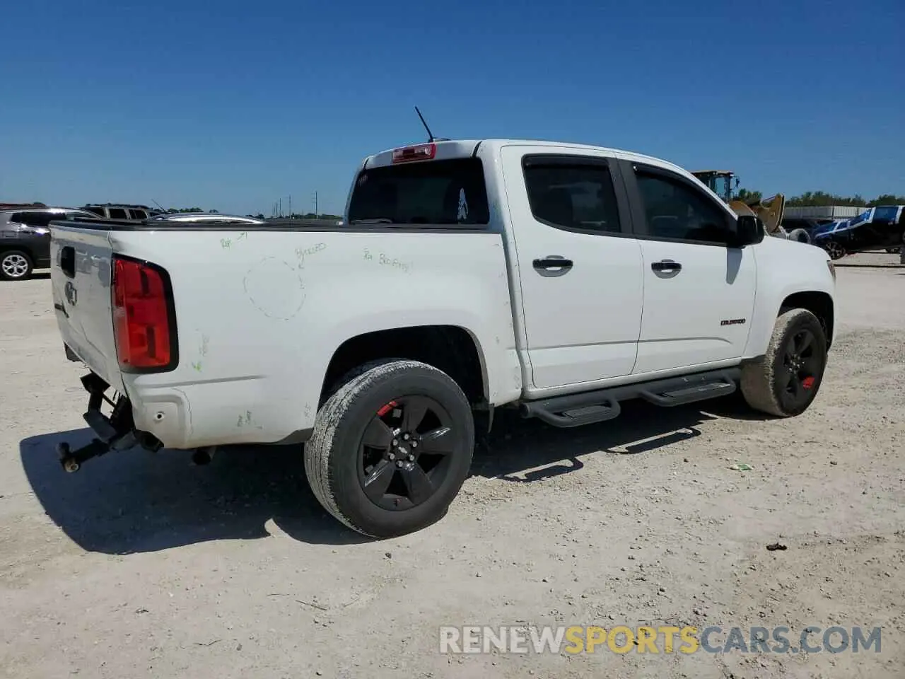 3 Photograph of a damaged car 1GCGSCEN5L1246572 CHEVROLET COLORADO 2020