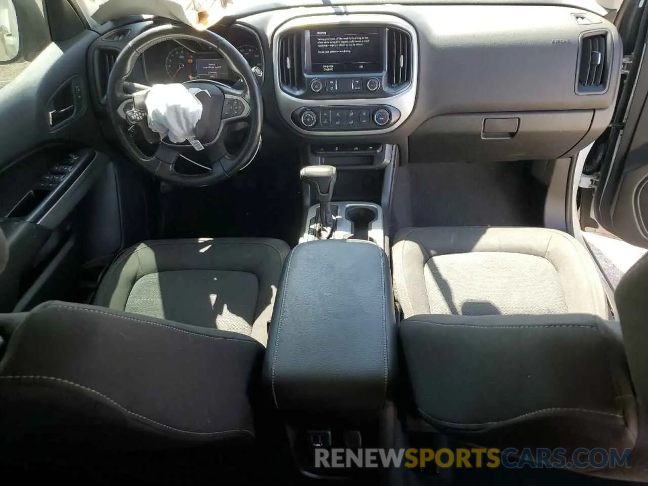 8 Photograph of a damaged car 1GCGSCEN6L1101573 CHEVROLET COLORADO 2020