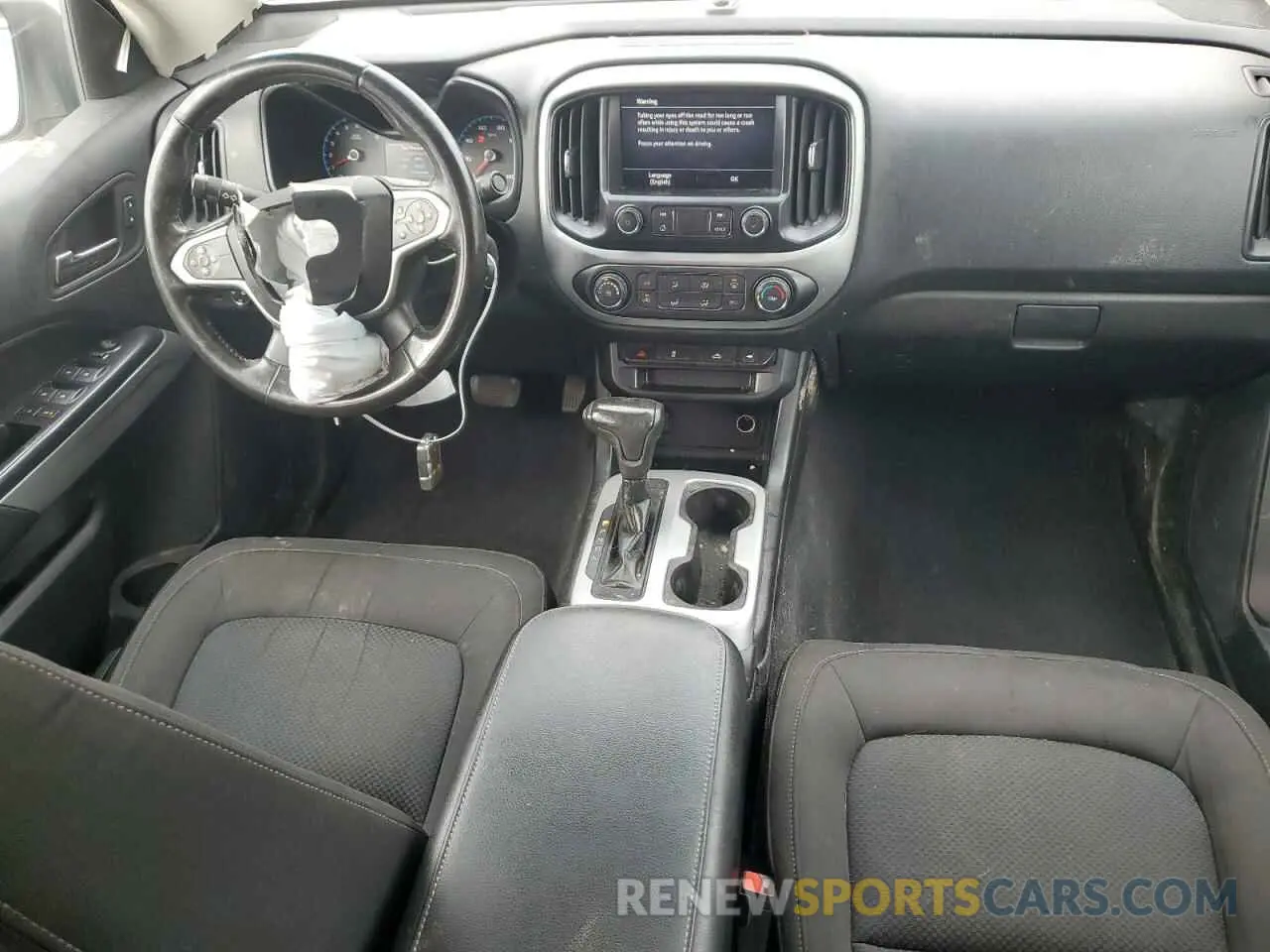 8 Photograph of a damaged car 1GCGSCEN7L1122514 CHEVROLET COLORADO 2020