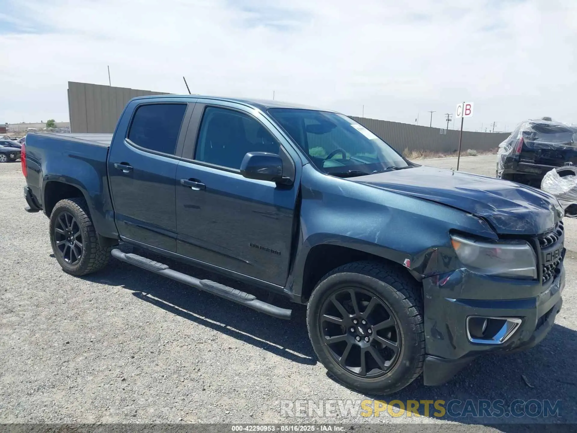 1 Photograph of a damaged car 1GCGSCEN9L1109361 CHEVROLET COLORADO 2020