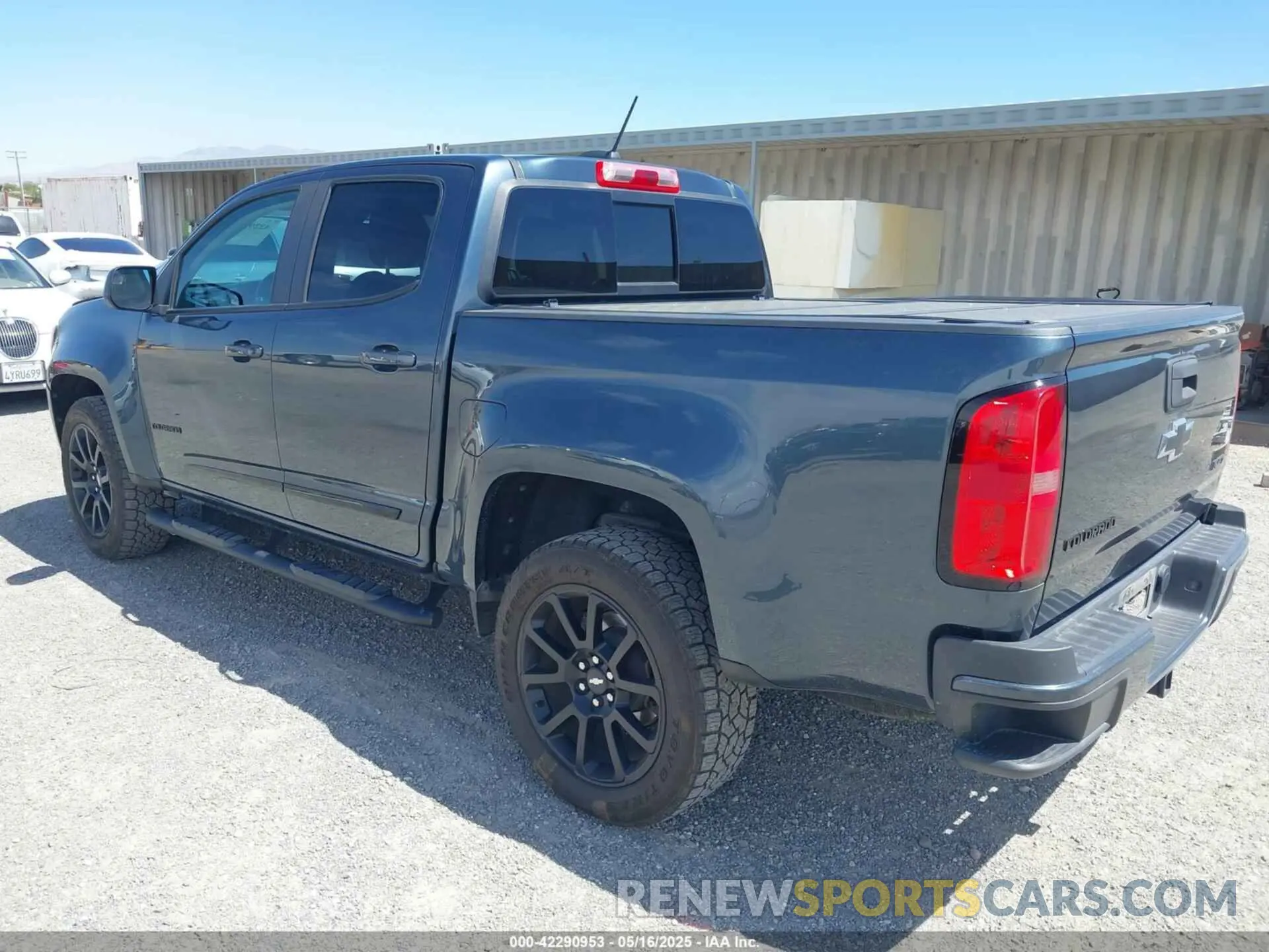 3 Photograph of a damaged car 1GCGSCEN9L1109361 CHEVROLET COLORADO 2020