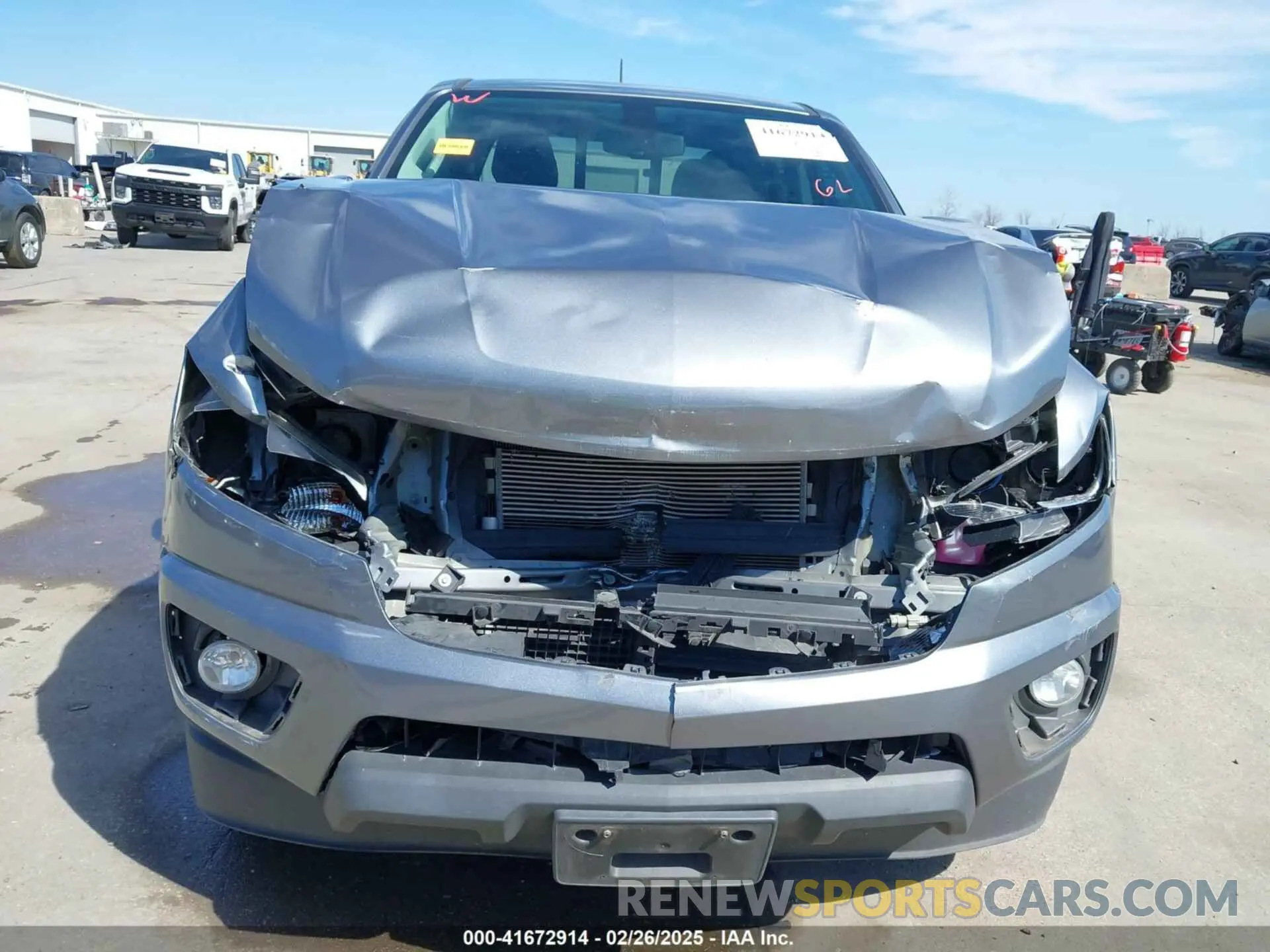6 Photograph of a damaged car 1GCGSCEN9L1241567 CHEVROLET COLORADO 2020