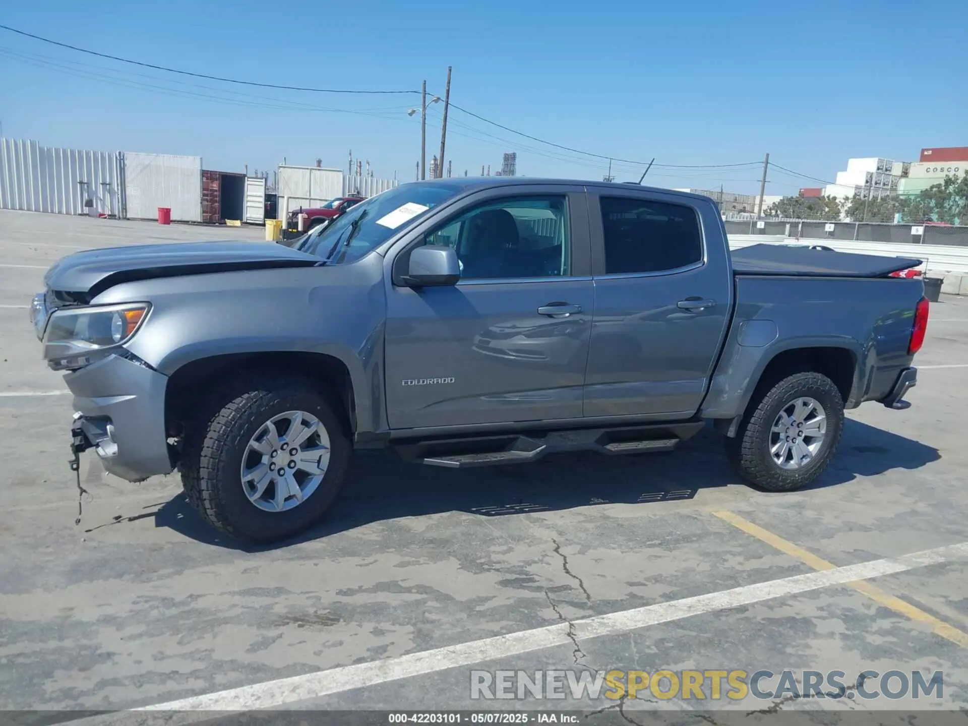 13 Photograph of a damaged car 1GCGSCEN9L1242637 CHEVROLET COLORADO 2020