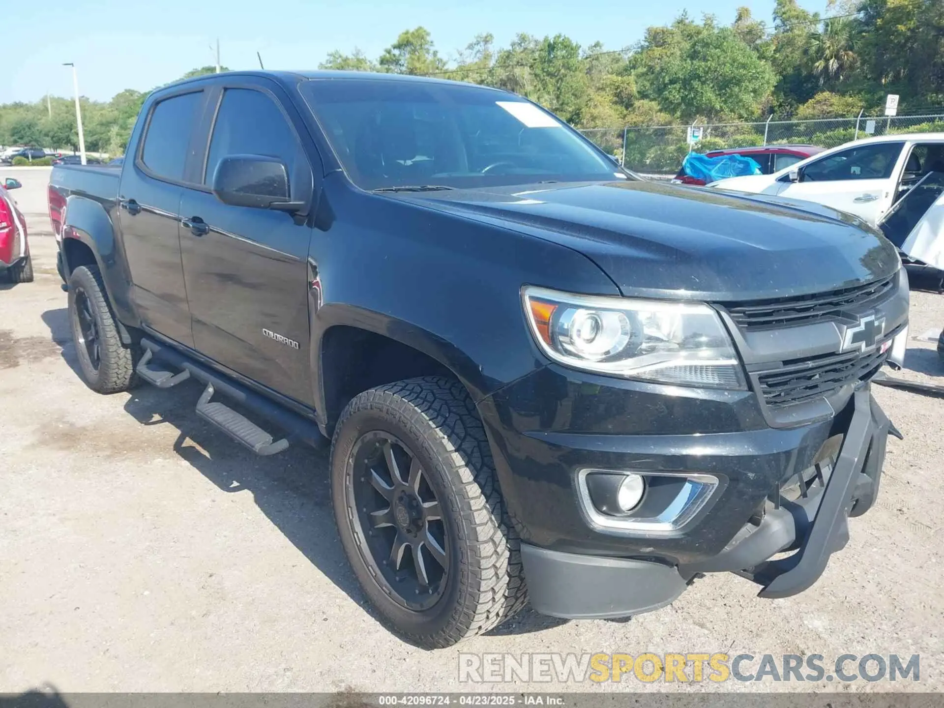 1 Photograph of a damaged car 1GCGSDEN2L1122555 CHEVROLET COLORADO 2020