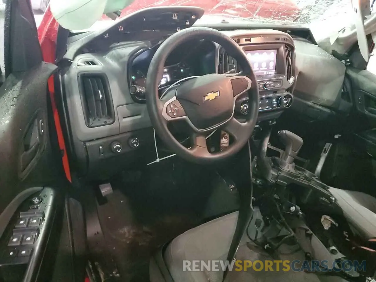 8 Photograph of a damaged car 1GCGTBEN1L1131345 CHEVROLET COLORADO 2020