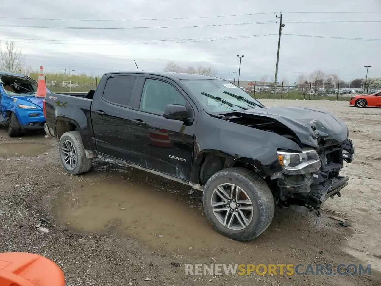 4 Photograph of a damaged car 1GCGTBEN1L1132804 CHEVROLET COLORADO 2020