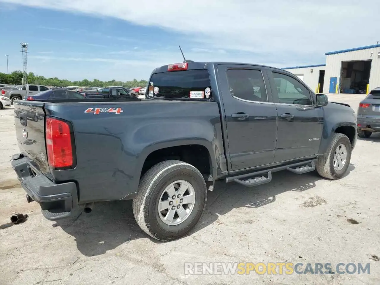 3 Photograph of a damaged car 1GCGTBEN1L1145469 CHEVROLET COLORADO 2020